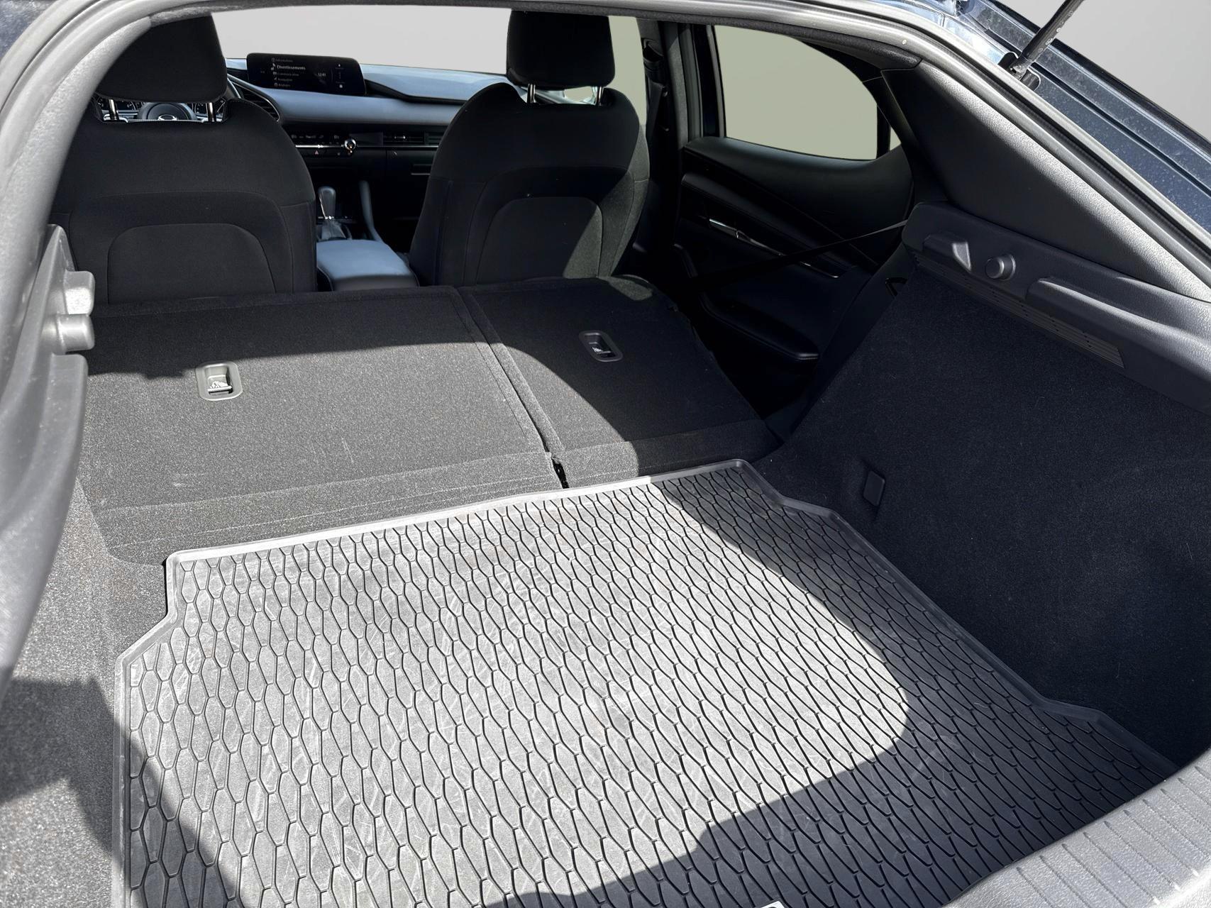 MAZDA 3 Hatchback SKYACTIV-X M Hybrid 186 AWD Homura Automat-image-14