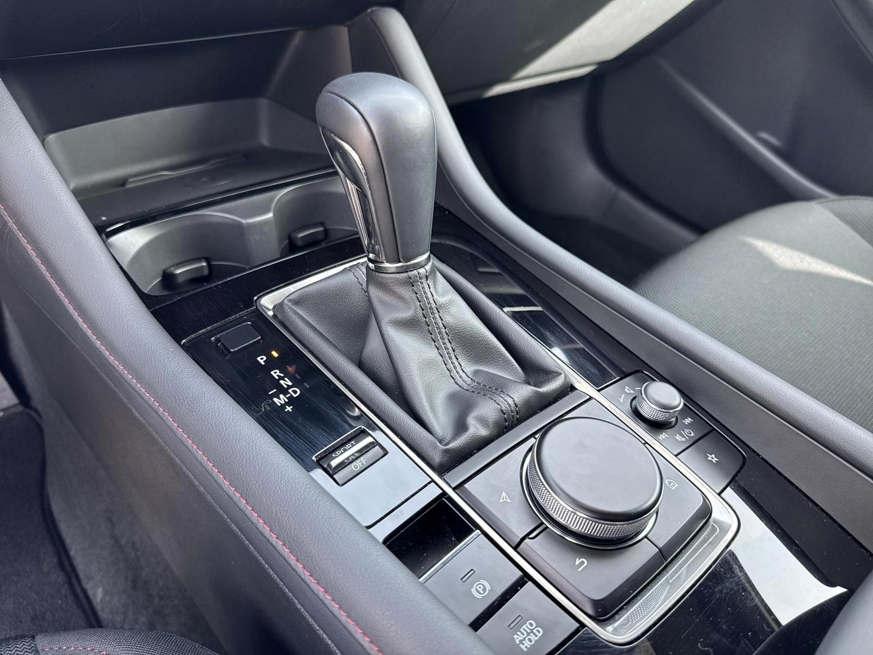 MAZDA 3 Hatchback SKYACTIV-X M Hybrid 186 AWD Homura Automat-image-19