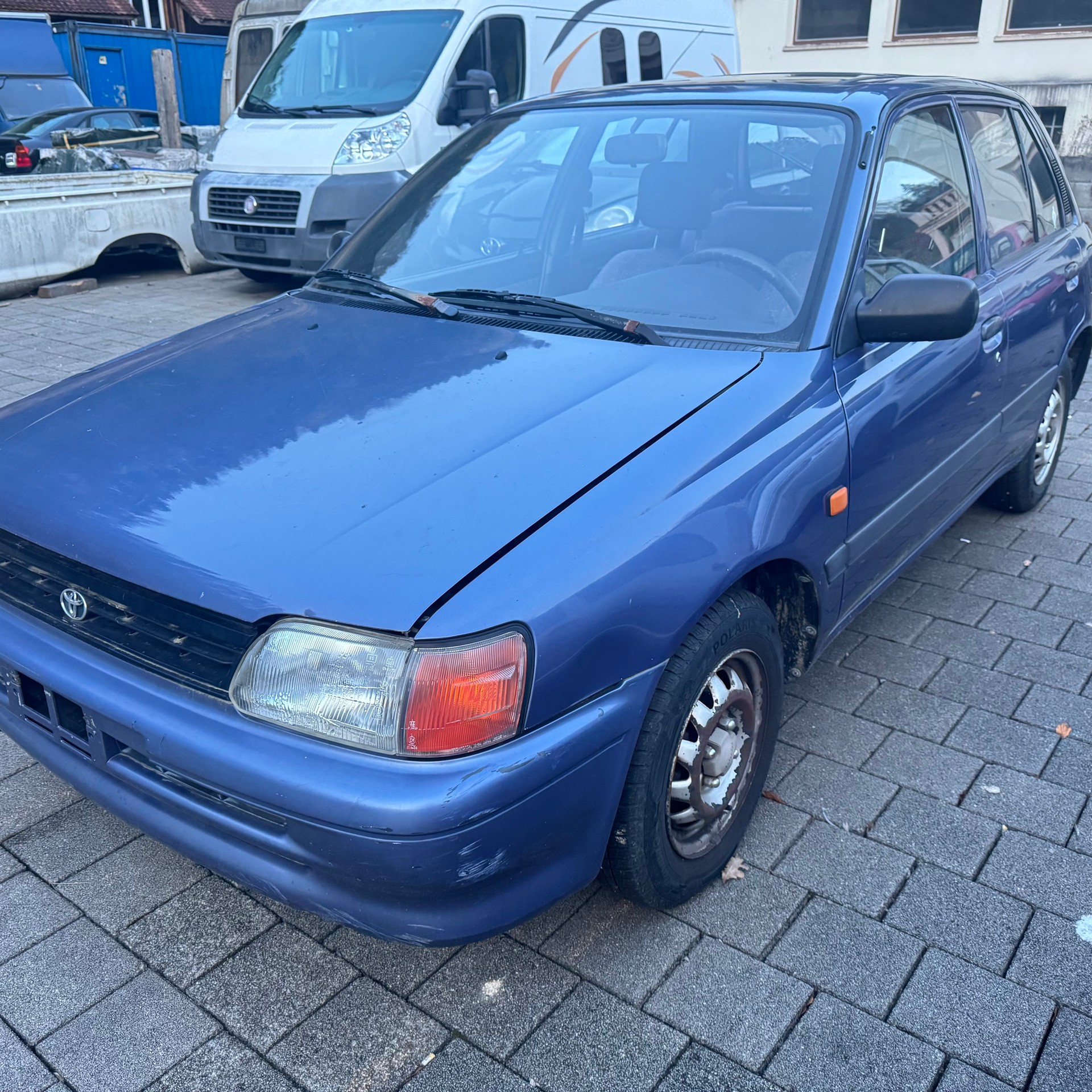 TOYOTA Starlet 1.3 XLi-image-0