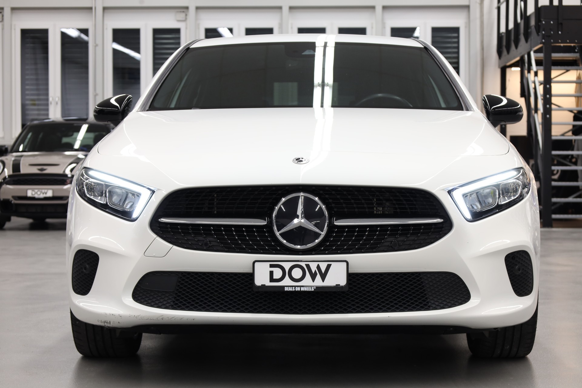 MERCEDES-BENZ A 250 e Progressive-image-3