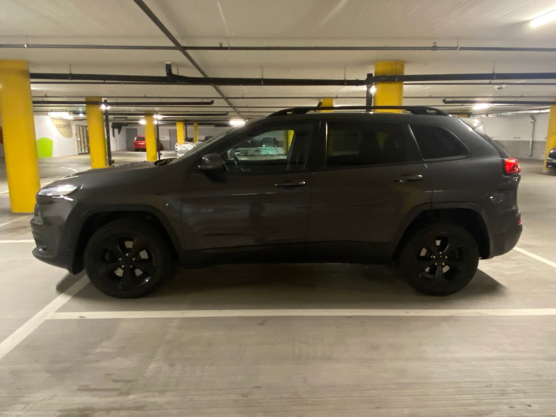 JEEP Cherokee 2.2TD Limited AWD 9ATX AD-image-1
