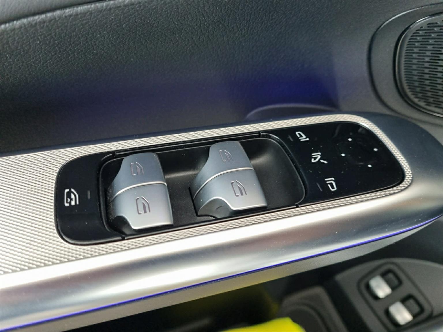 MERCEDES-BENZ GLC 63 AMG S E Performance-image-8