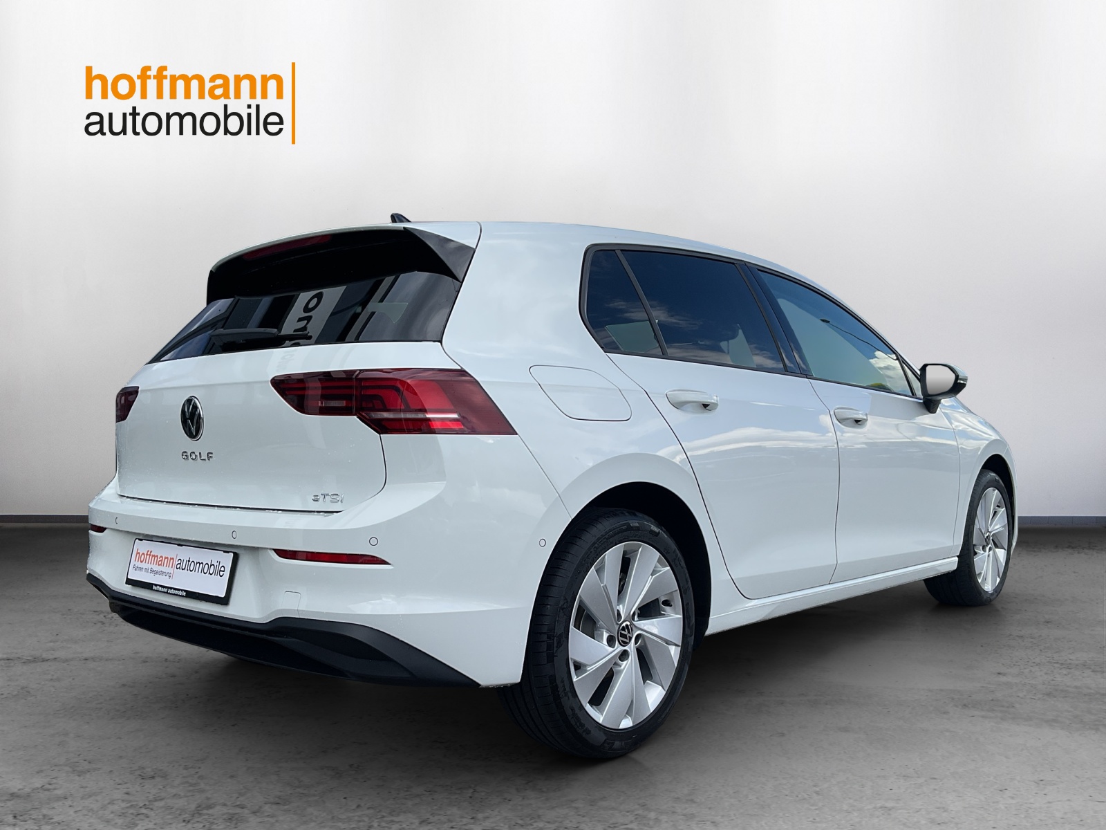 VW Golf 1.5 e TSI mHEV United DSG-image-3
