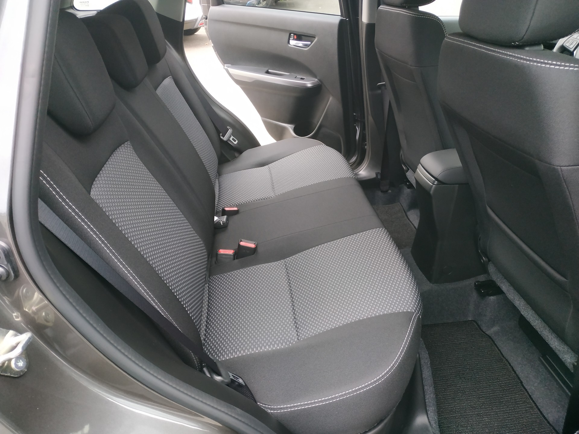 SUZUKI Vitara 1.4 Boosterjet Compact + 4x4 Hybrid-image-19