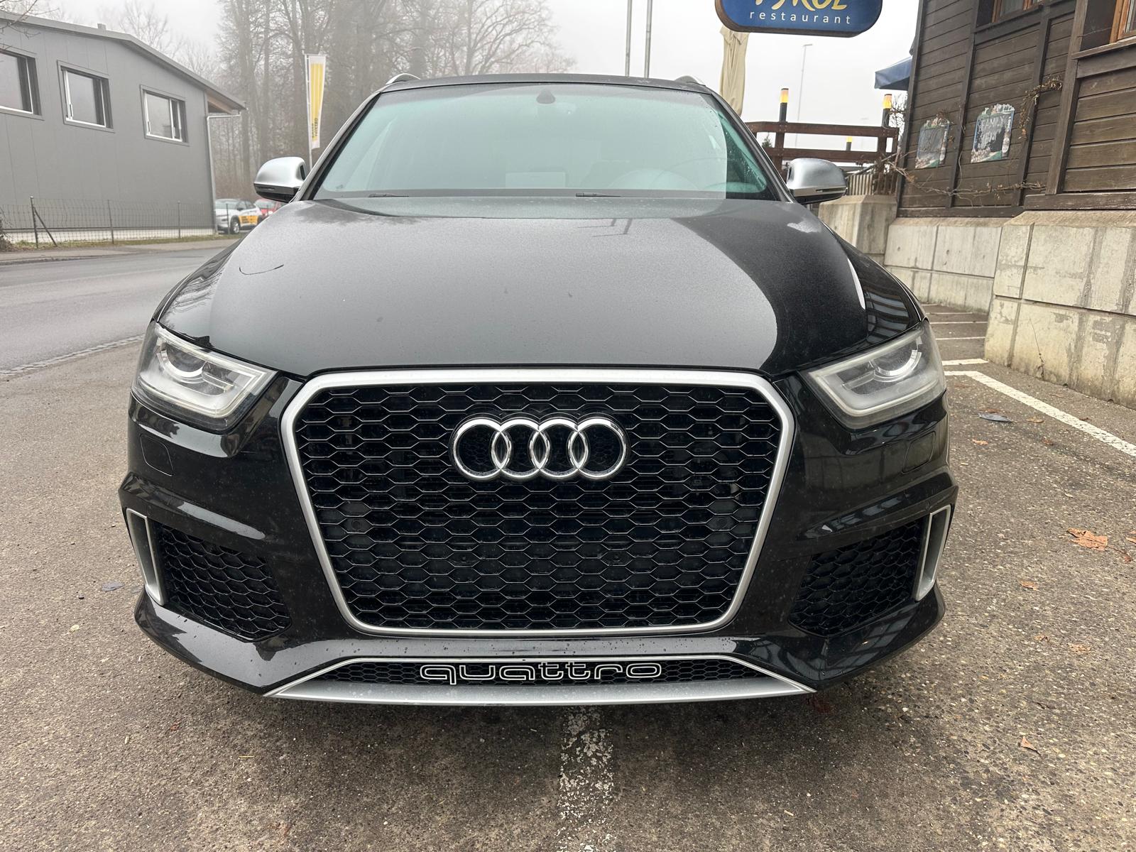 AUDI RS Q3 2.5 TFSI quattro S-tronic-image-4