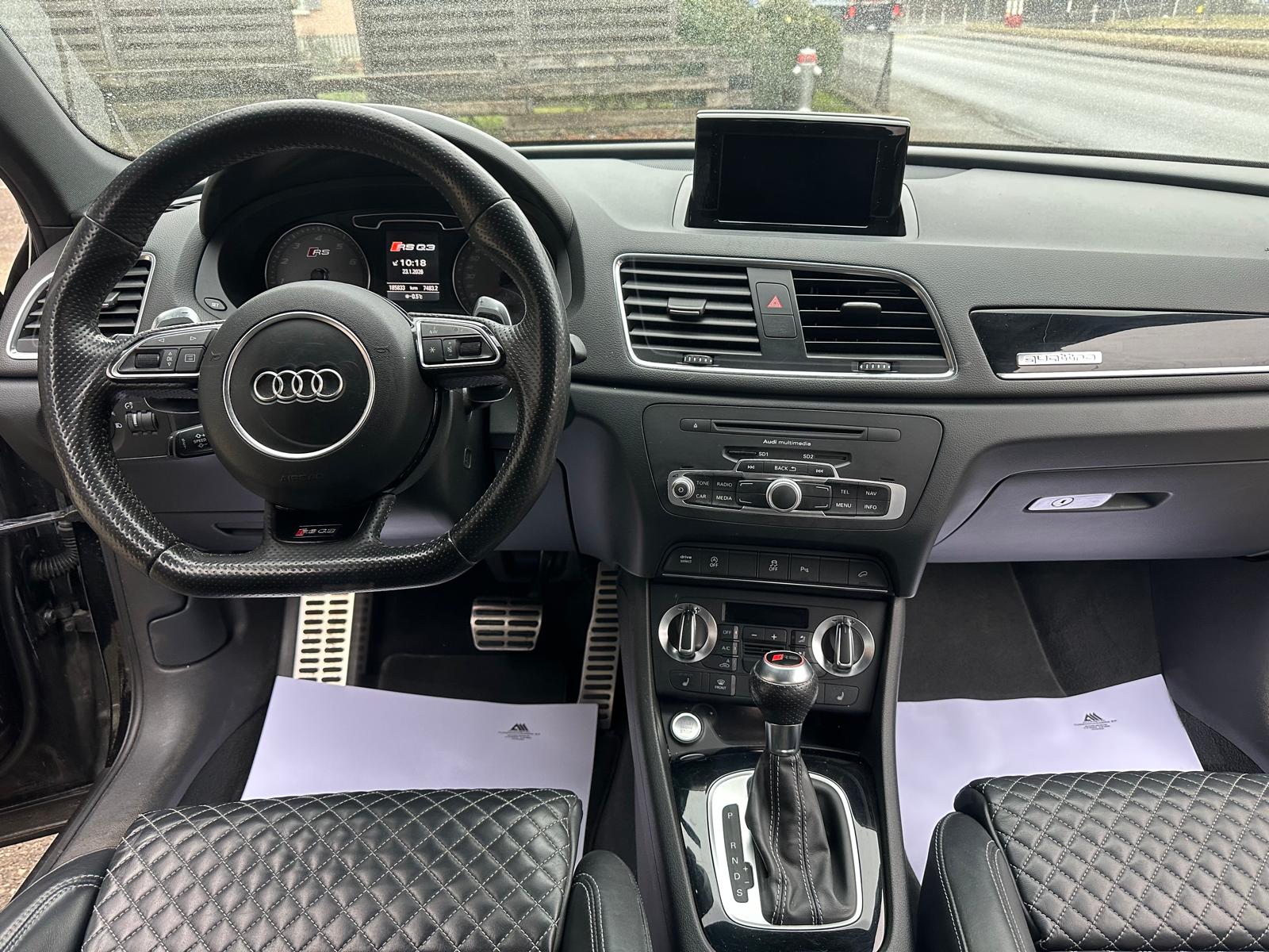 AUDI RS Q3 2.5 TFSI quattro S-tronic-image-8