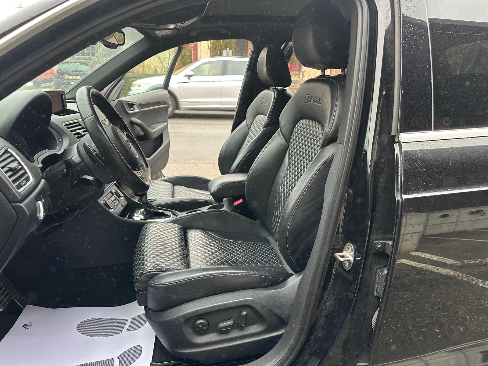 AUDI RS Q3 2.5 TFSI quattro S-tronic-image-9