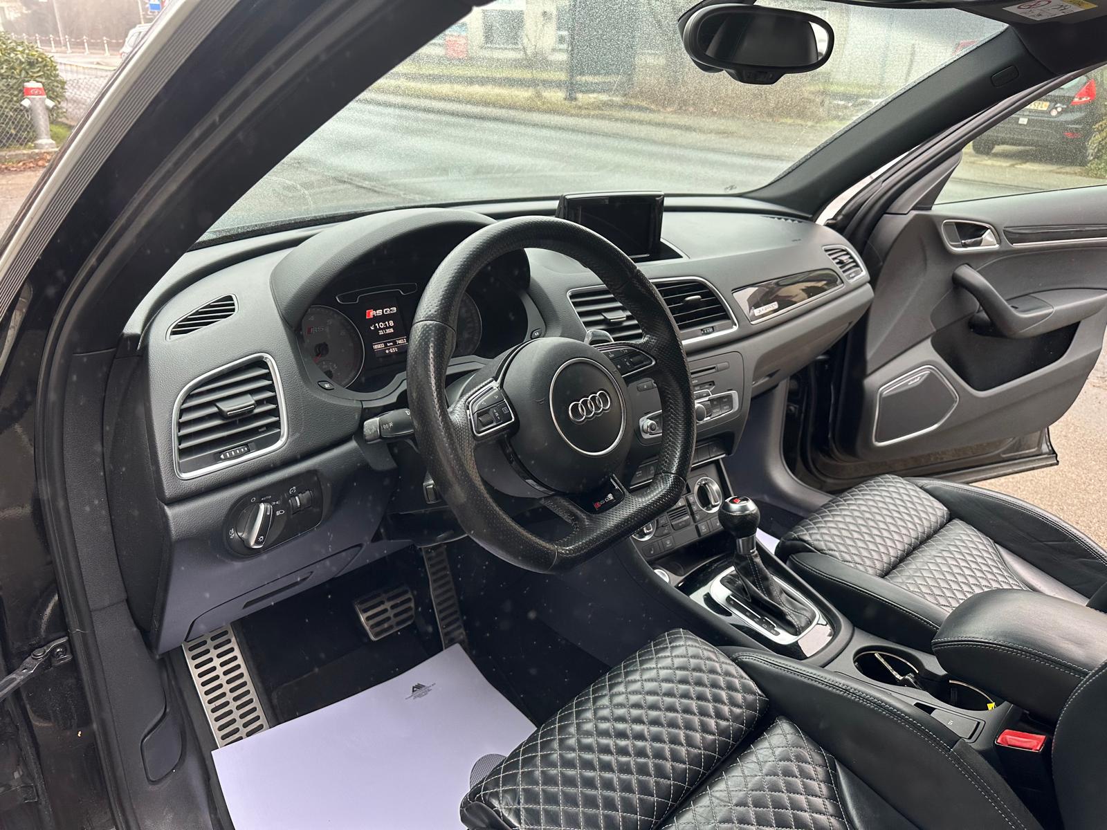 AUDI RS Q3 2.5 TFSI quattro S-tronic-image-10