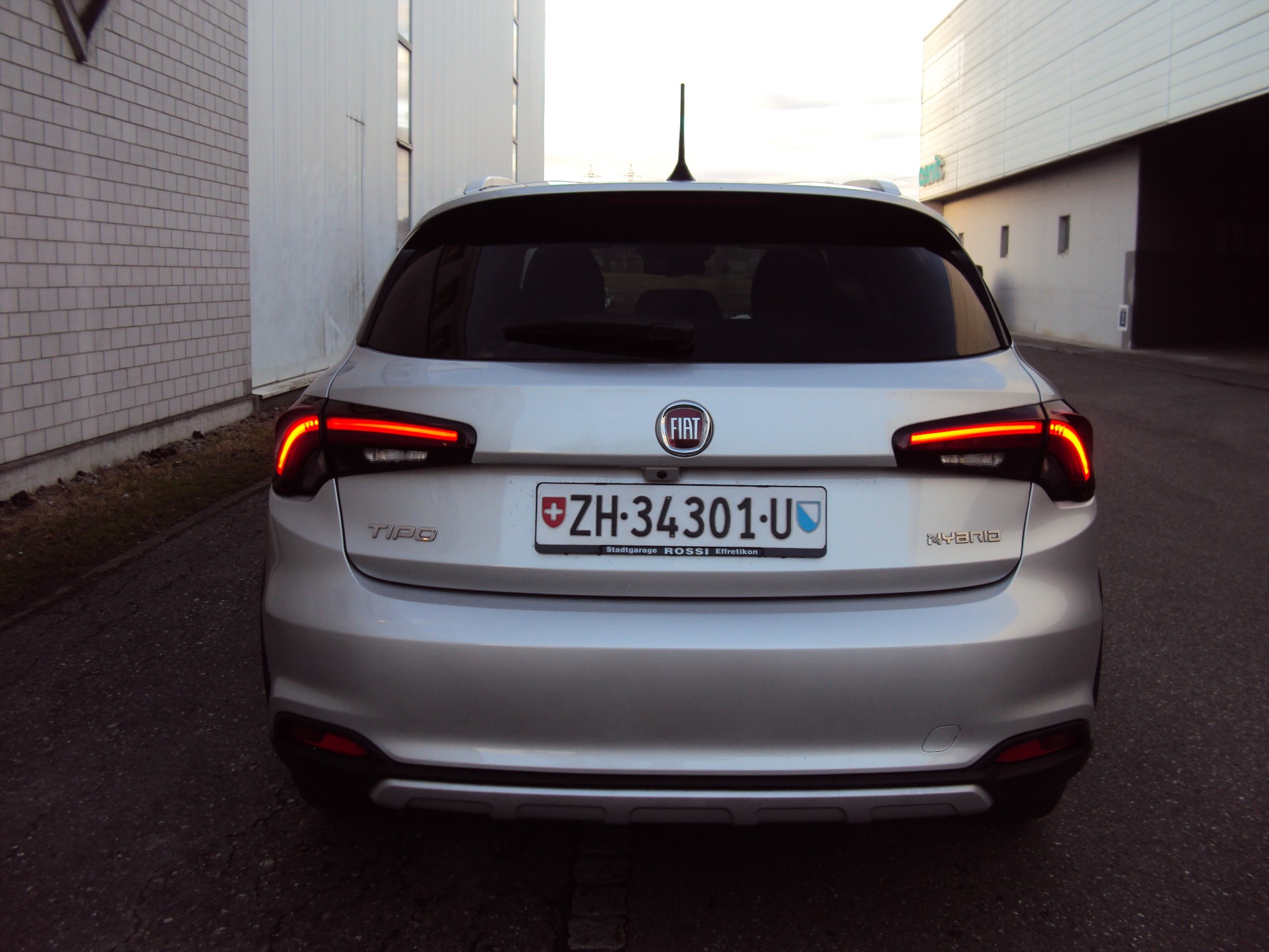 FIAT Tipo Hybrid 1.5 Cross-image-5