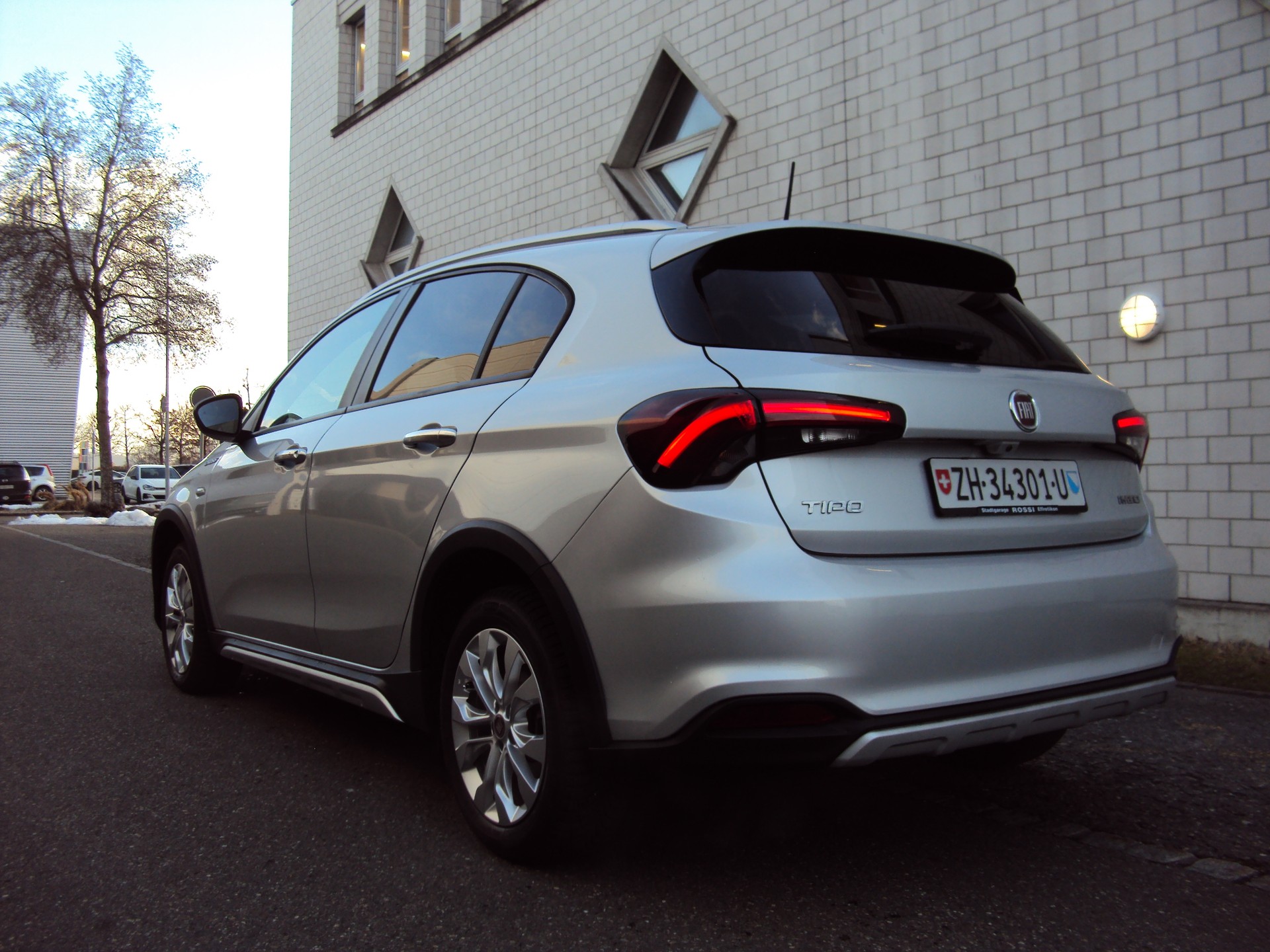 FIAT Tipo Hybrid 1.5 Cross-image-3
