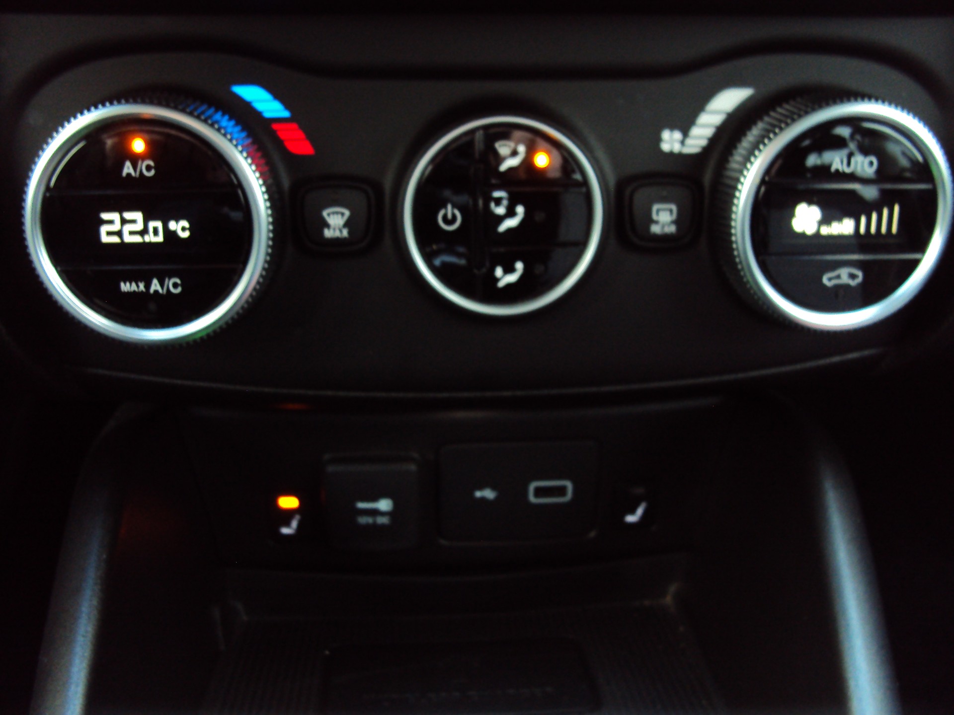 FIAT Tipo Hybrid 1.5 Cross-image-12