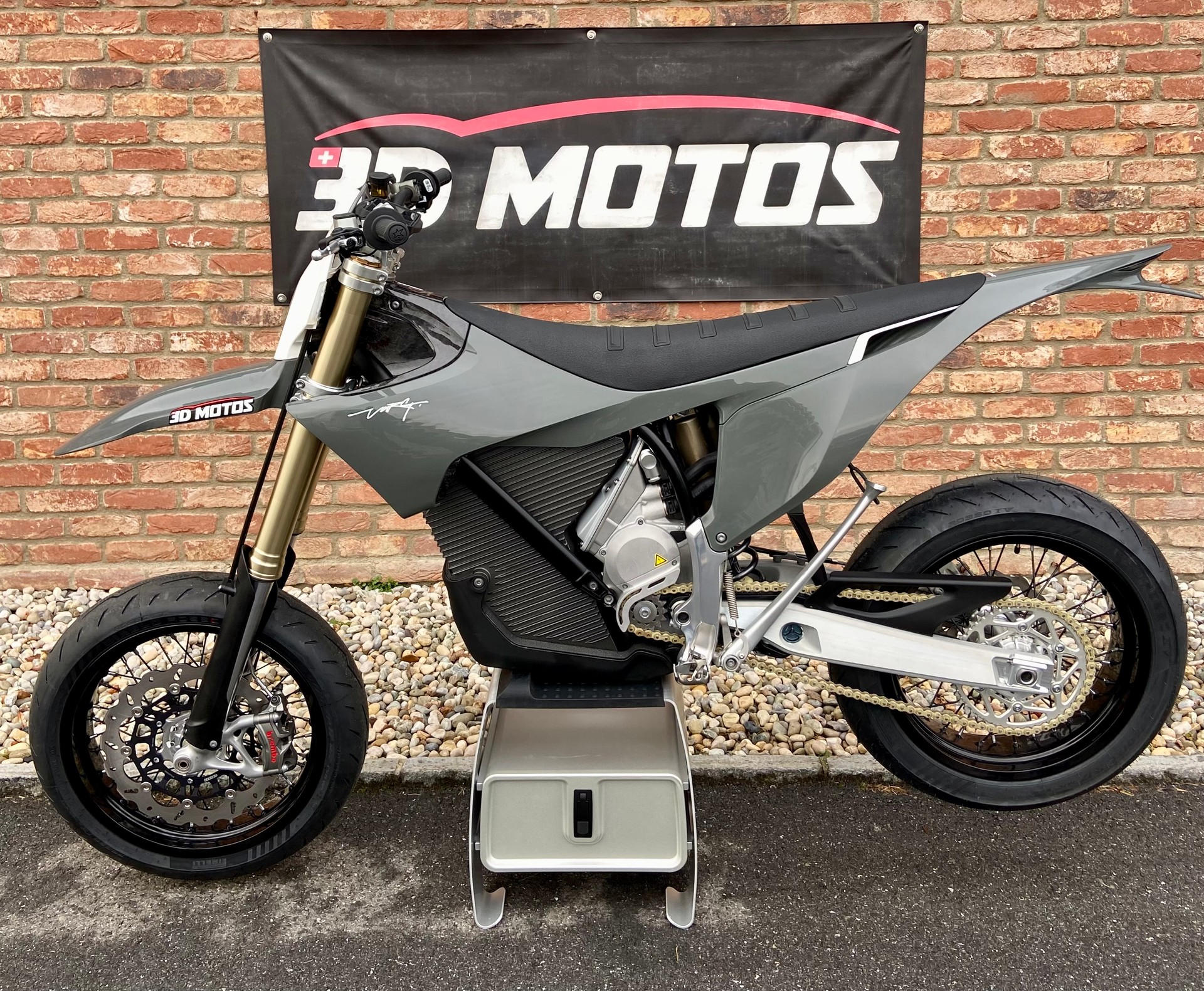 STARK VARG SM-showroom-element-3