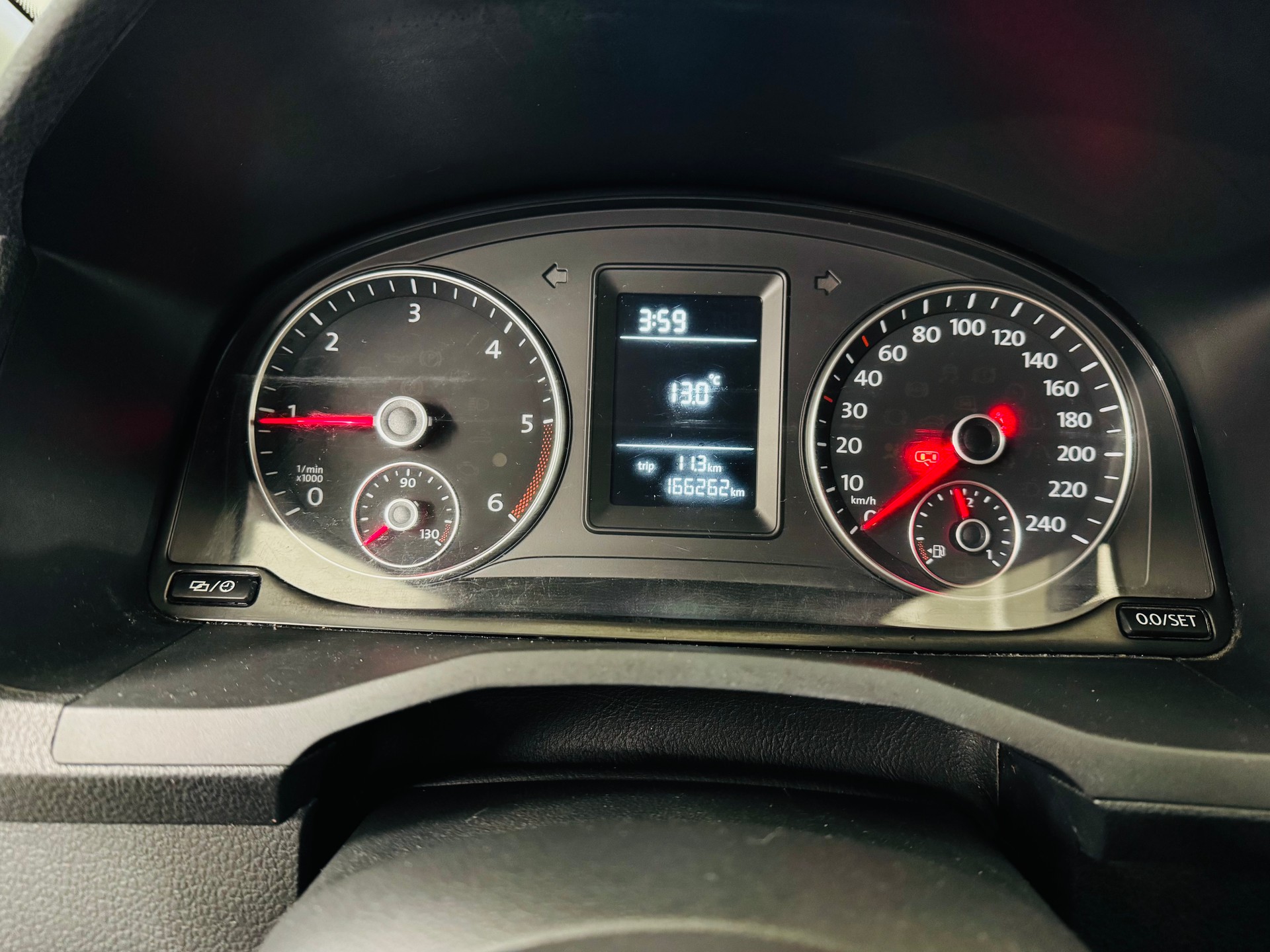 VW Caddy Maxi 2.0TDI BlueMotion Technology-image-10