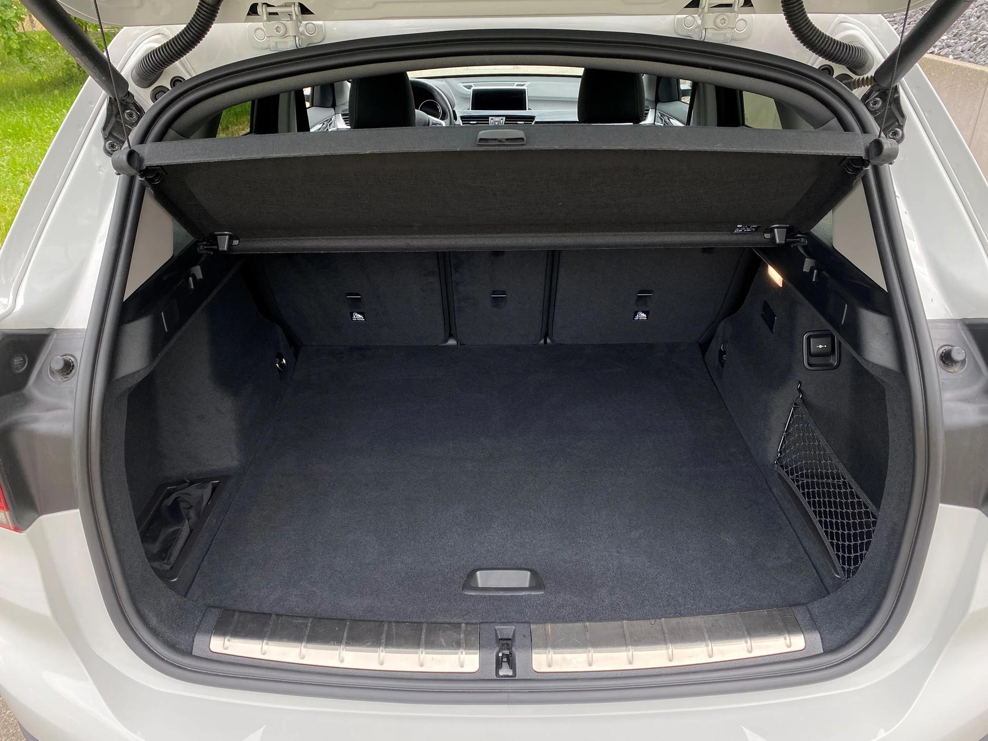 BMW X1 xDrive 25e Sport Line * Hybrid Benzin / Elektro * 220 PS-image-15