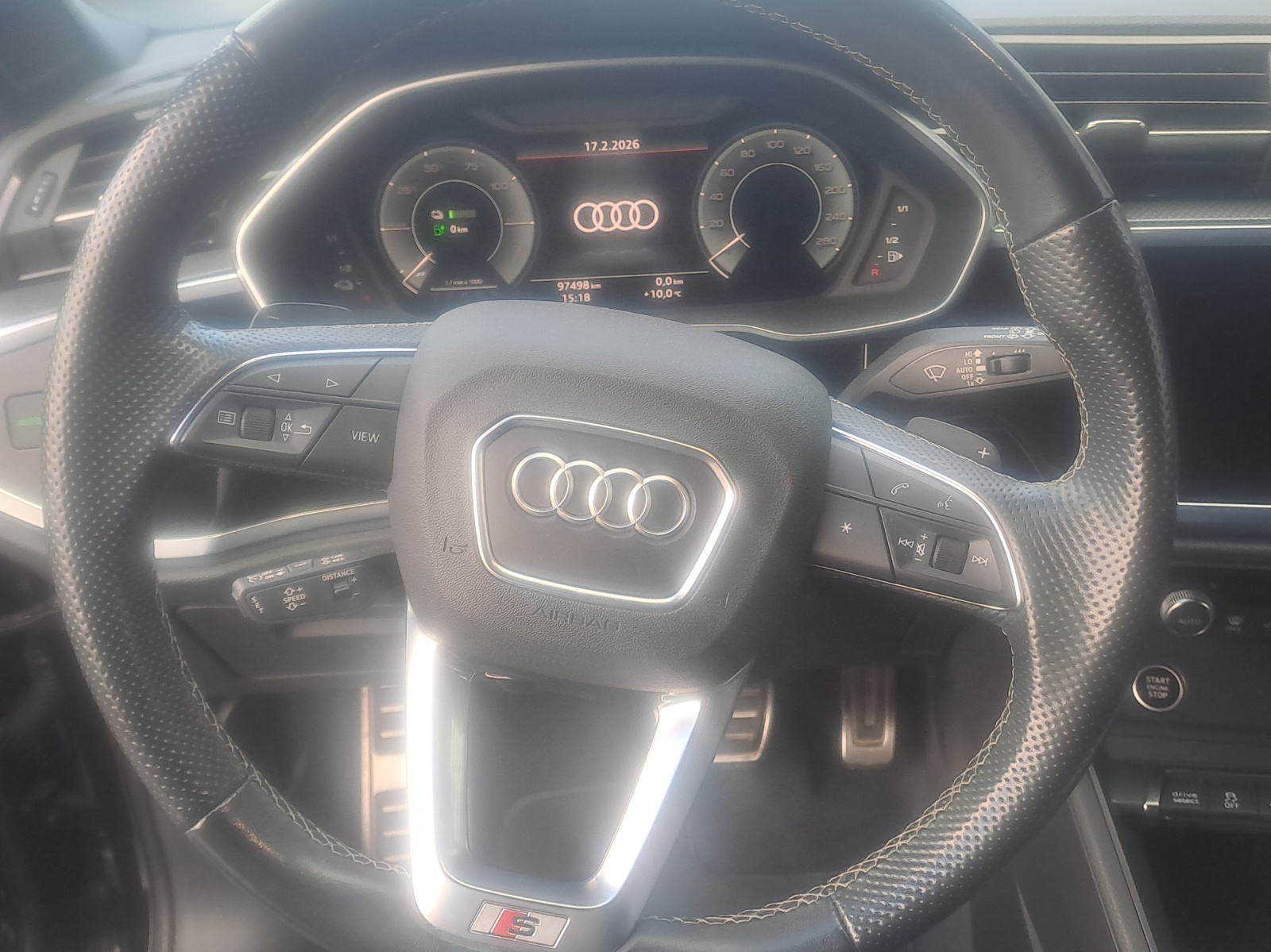 AUDI Q3 Sportback 45 TFSI e S line S-tronic-image-10