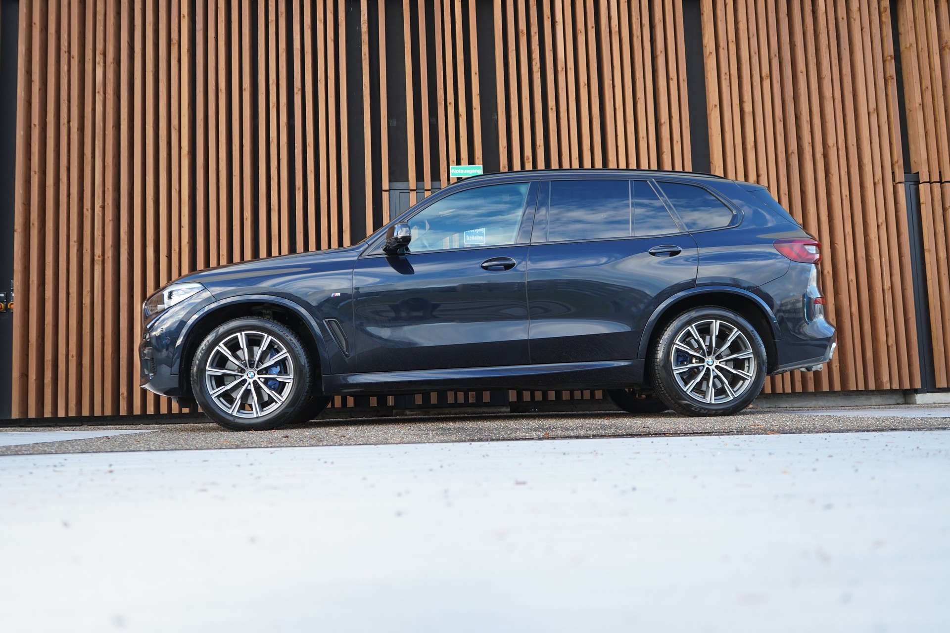 BMW X5 xDRIVE 48V 30d M SPORT STEPTRONIC l 286 PS-image-3