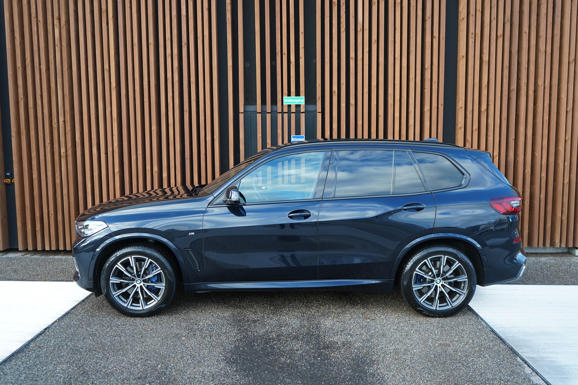 BMW X5 xDRIVE 48V 30d M SPORT STEPTRONIC l 286 PS-image-5