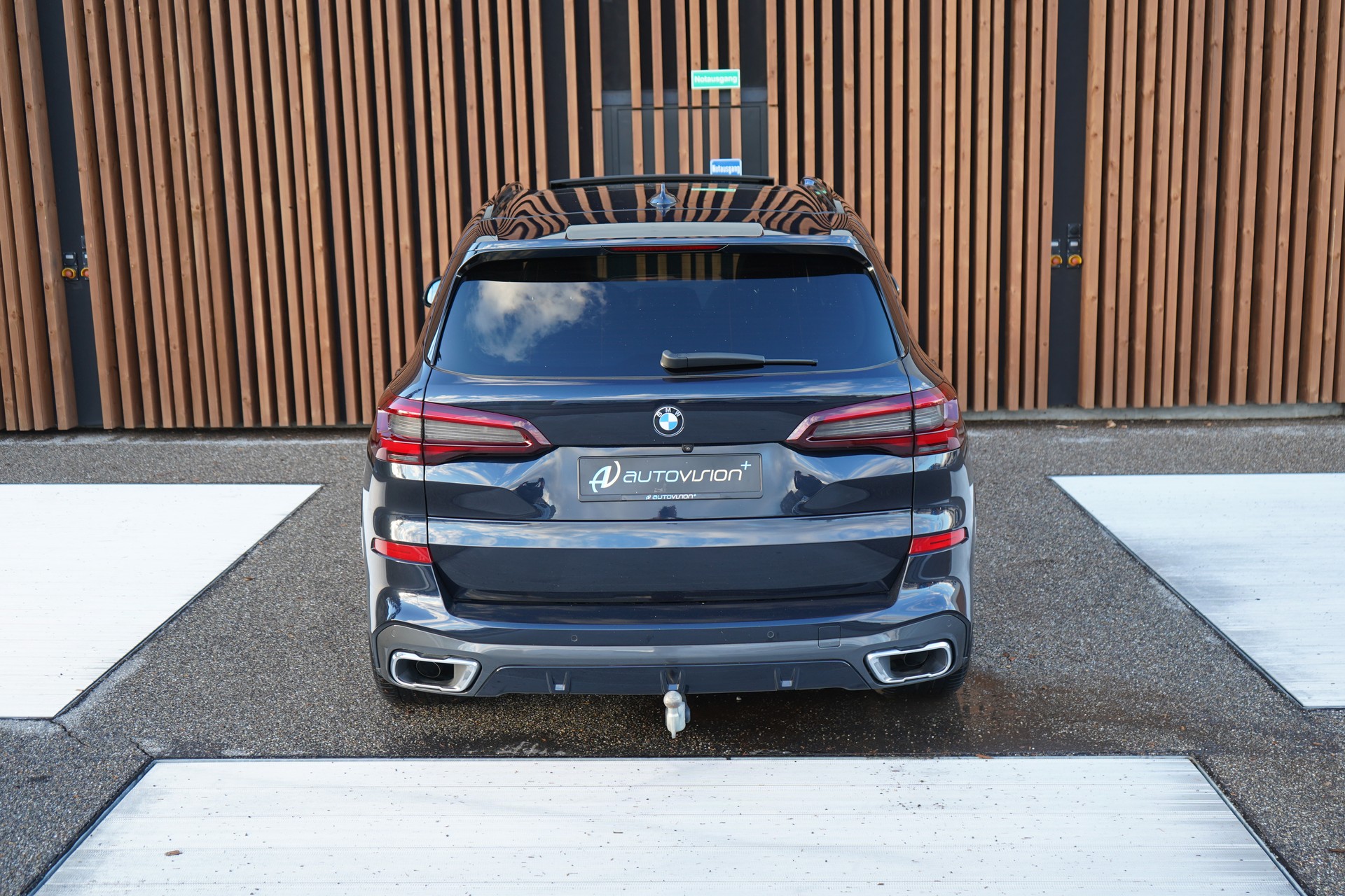 BMW X5 xDRIVE 48V 30d M SPORT STEPTRONIC l 286 PS-image-17