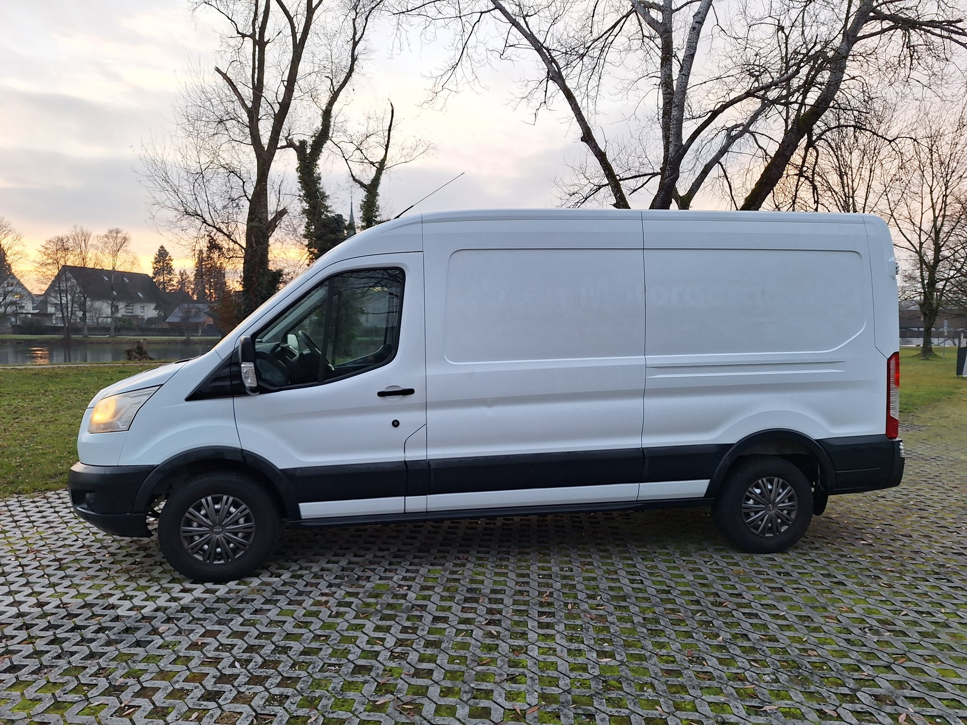 FORD 350 L 4x4-image-4