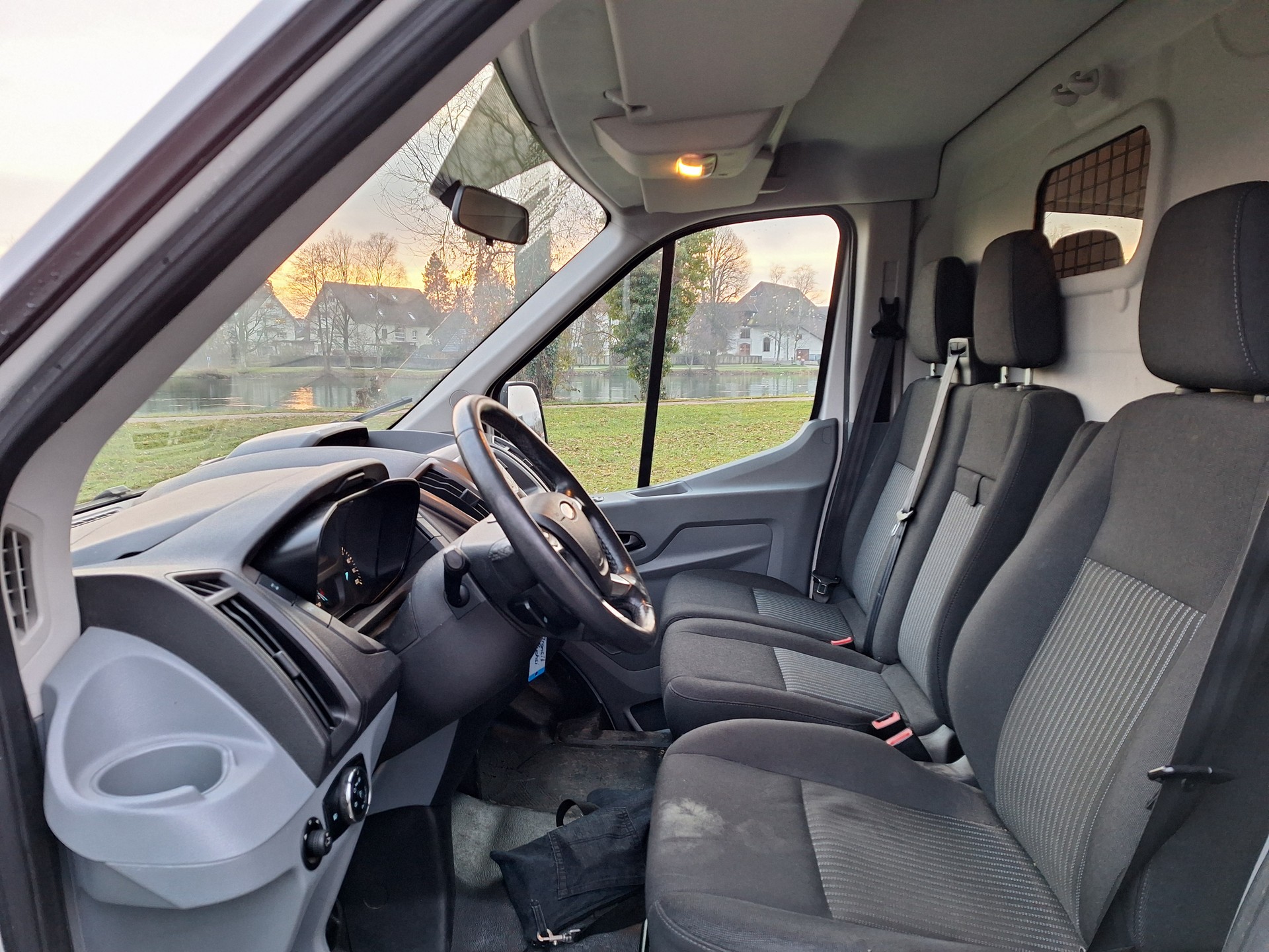FORD 350 L 4x4-image-7