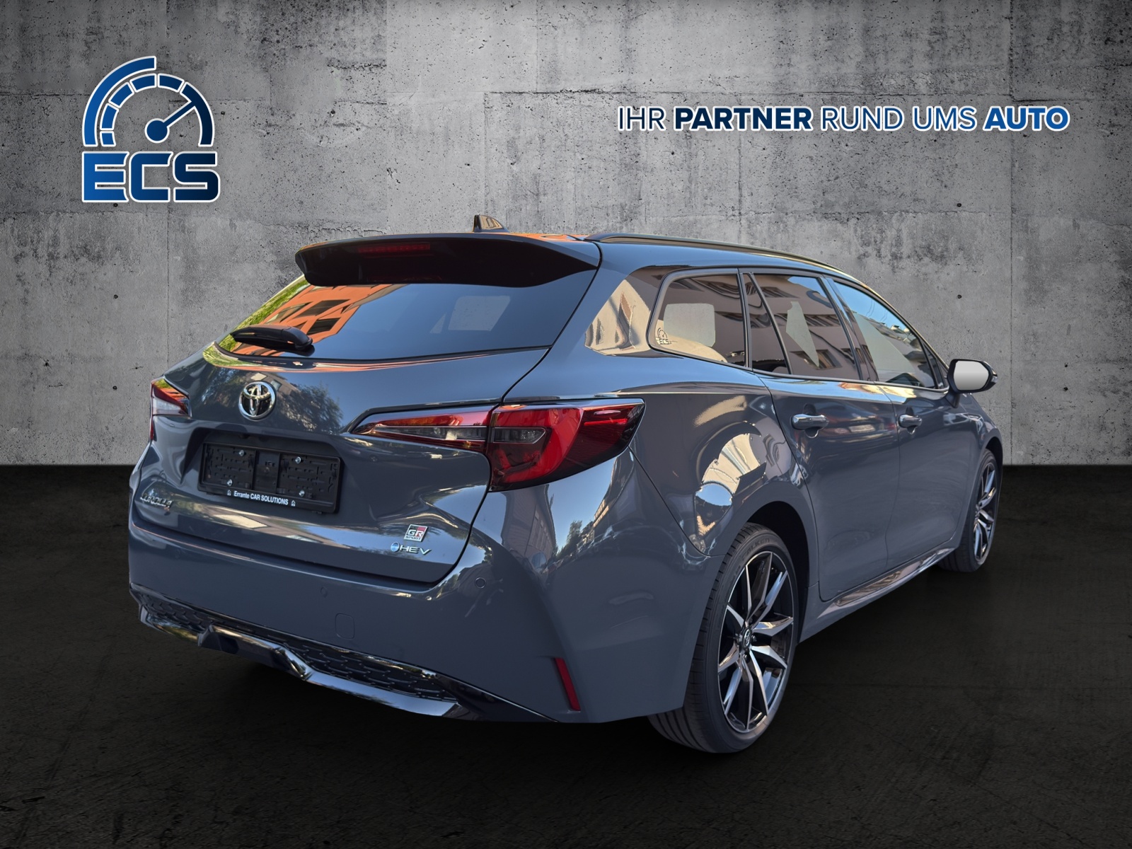 TOYOTA Corolla Touring Sports 2.0 HSD GR Sport e-CVT-image-2