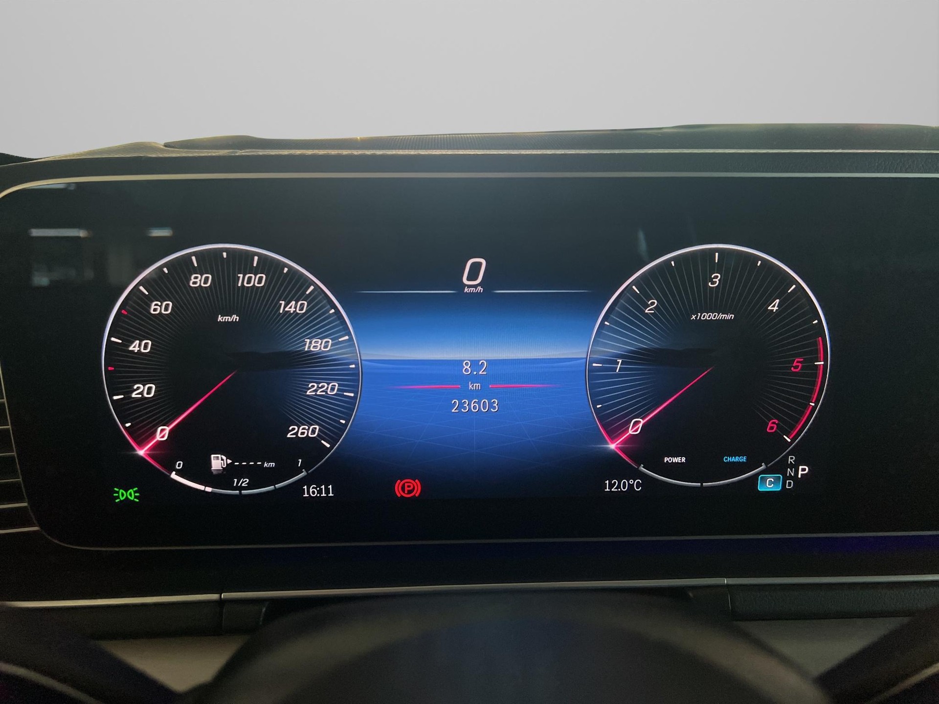 MERCEDES-BENZ GLE 450 d AMG Line 4matic-image-16