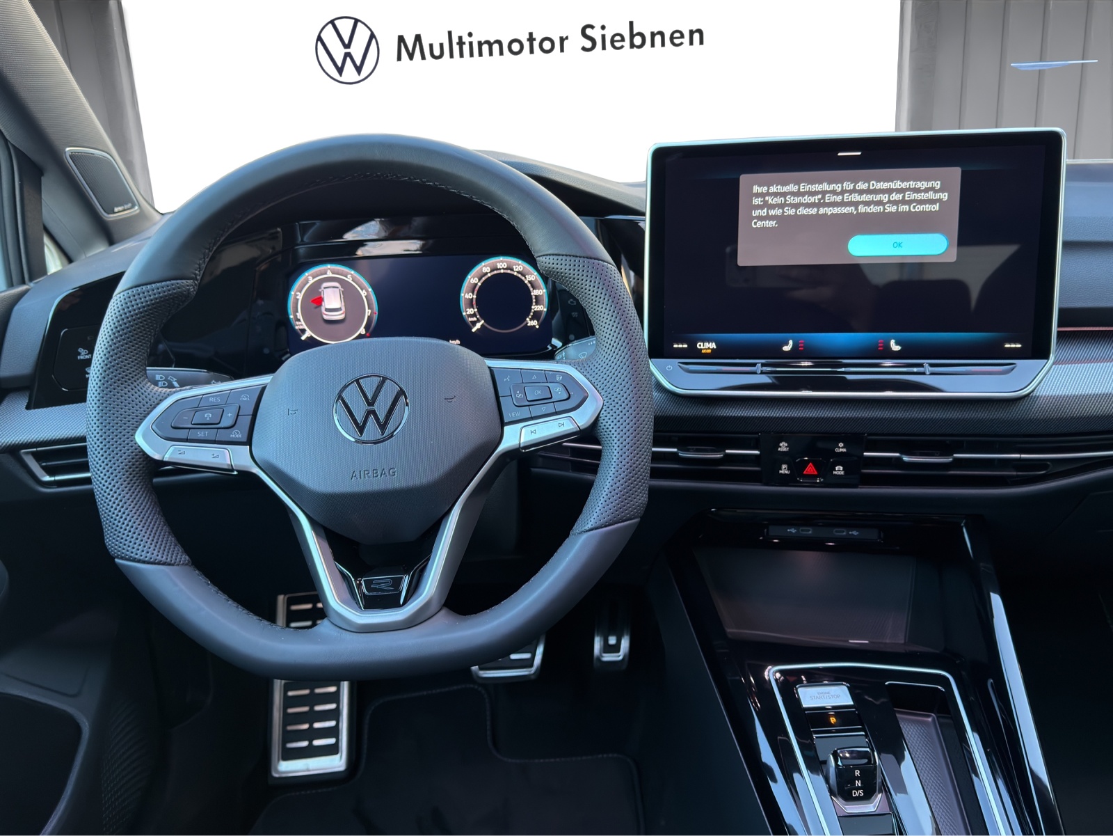 VW Golf 1.5 e TSI mHEV R-Line DSG-image-11