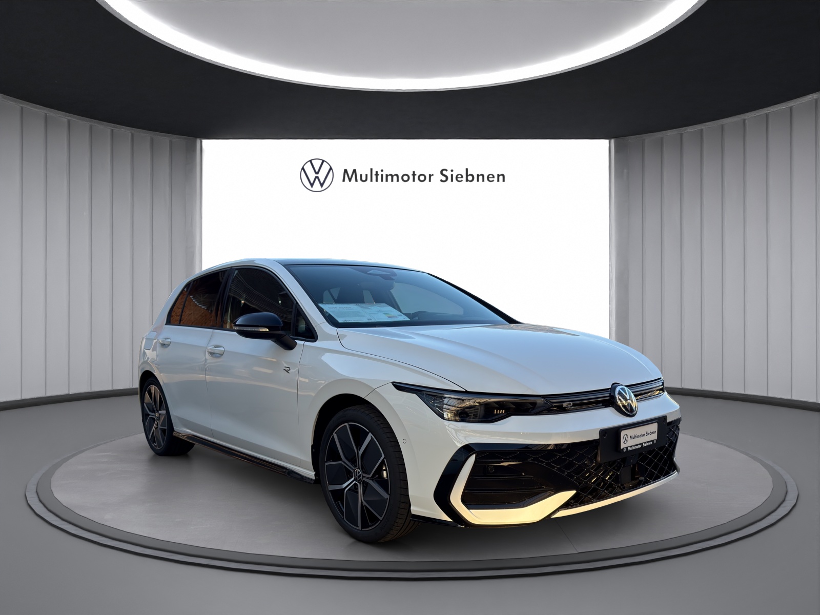 VW Golf 1.5 e TSI mHEV R-Line DSG-image-6