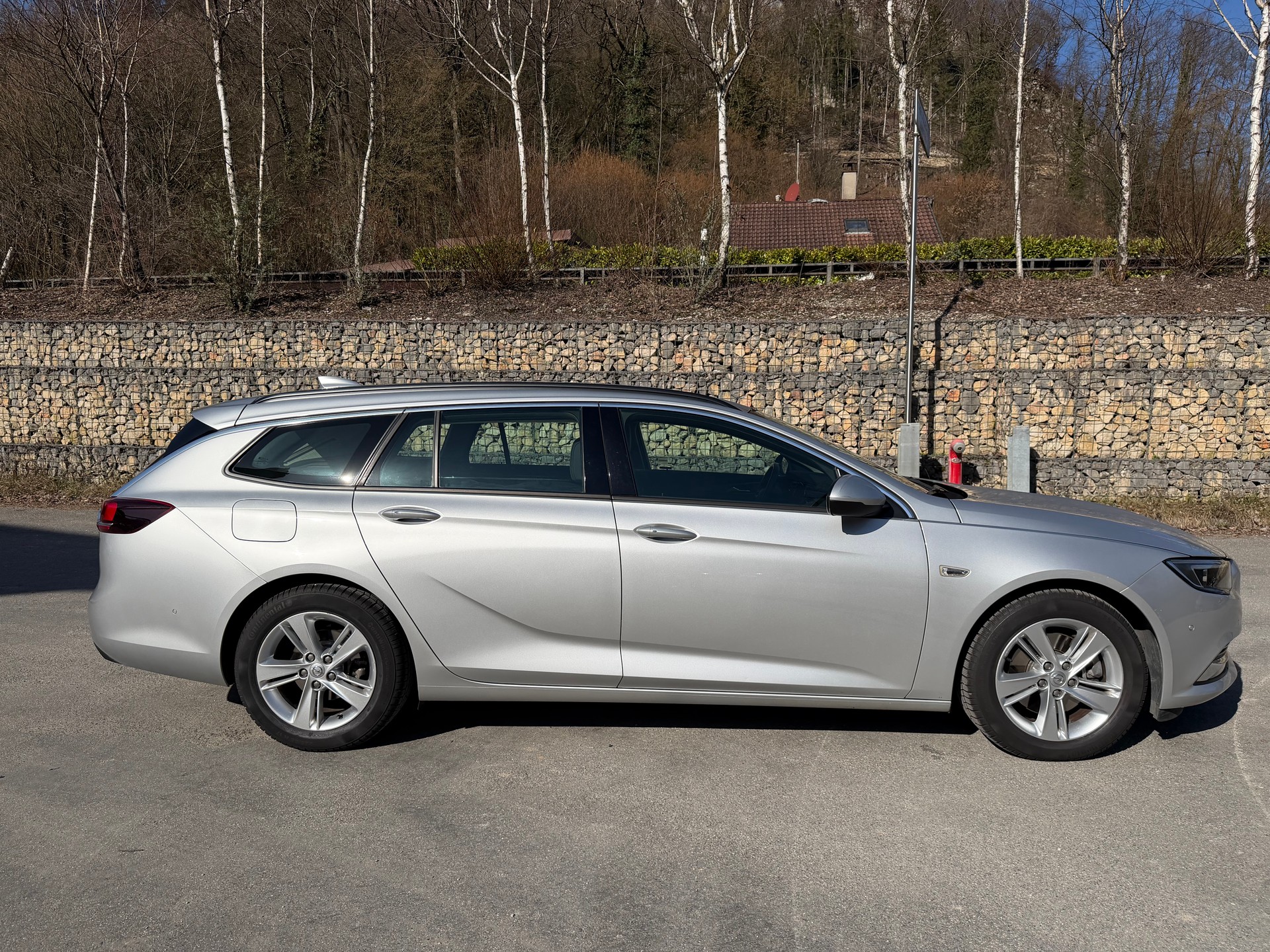 OPEL Insignia 1.6 CDTI Sports Tourer Edition Automatic-image-3