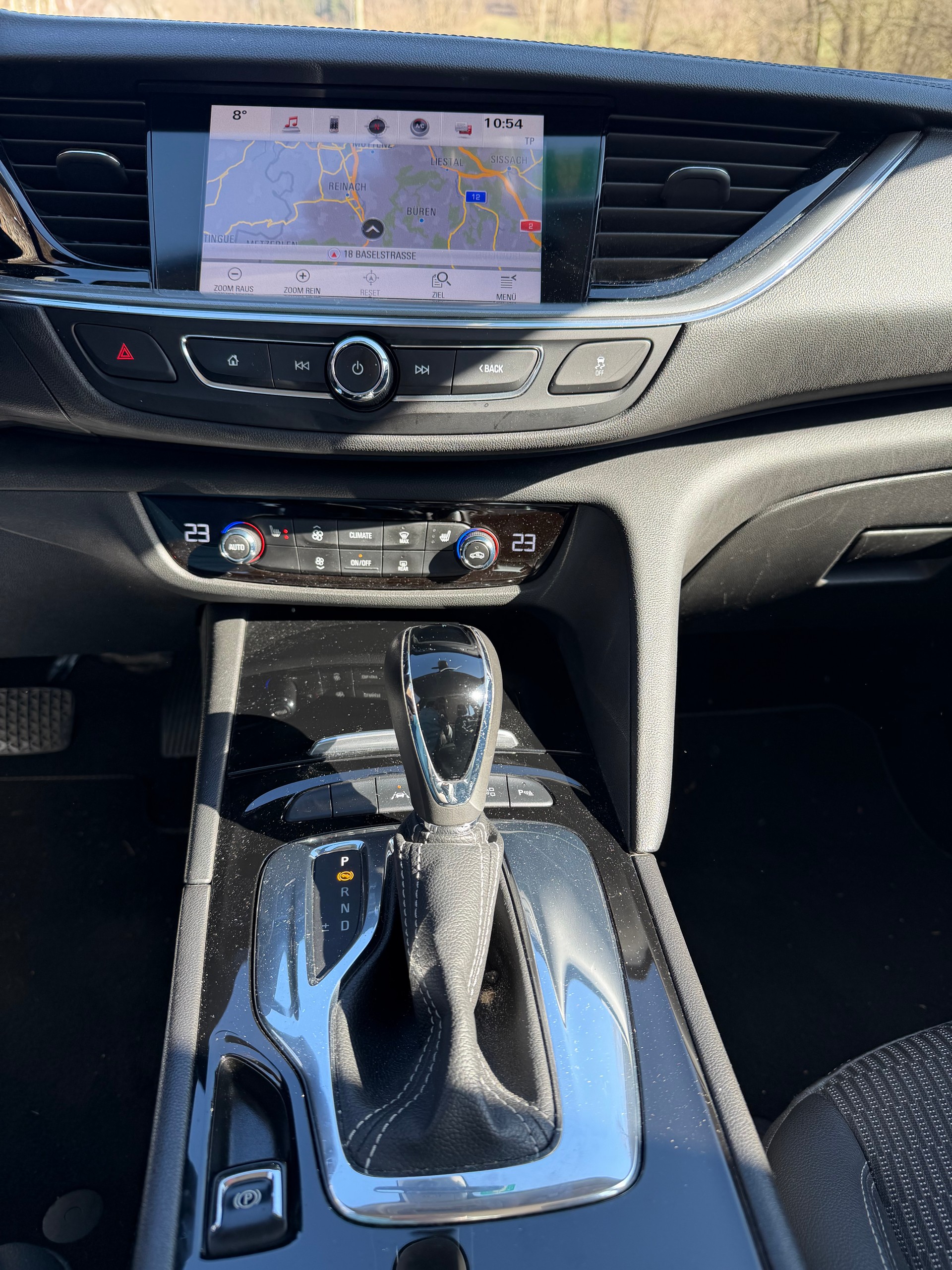 OPEL Insignia 1.6 CDTI Sports Tourer Edition Automatic-image-11