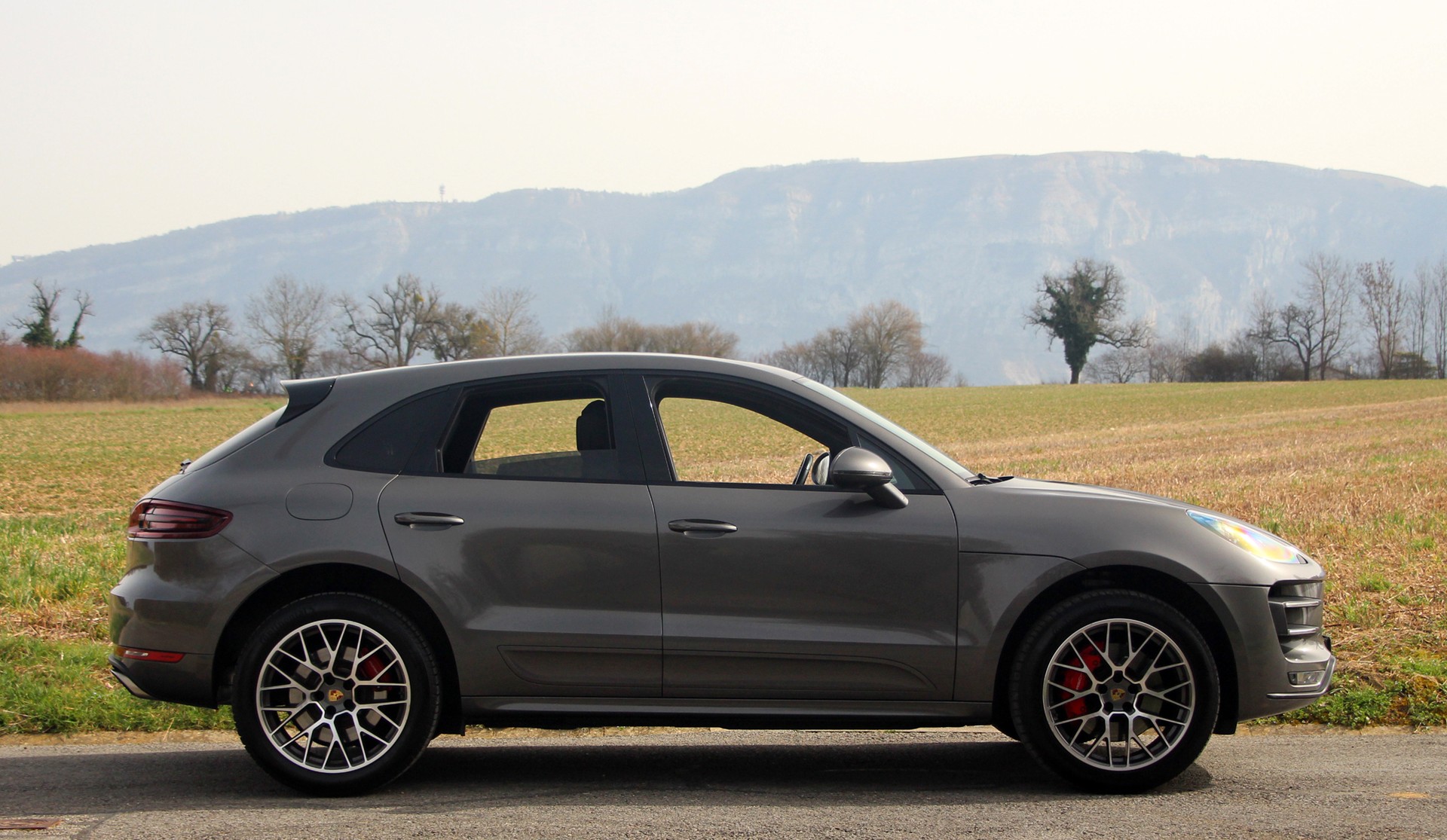PORSCHE Macan Turbo PDK-image-25