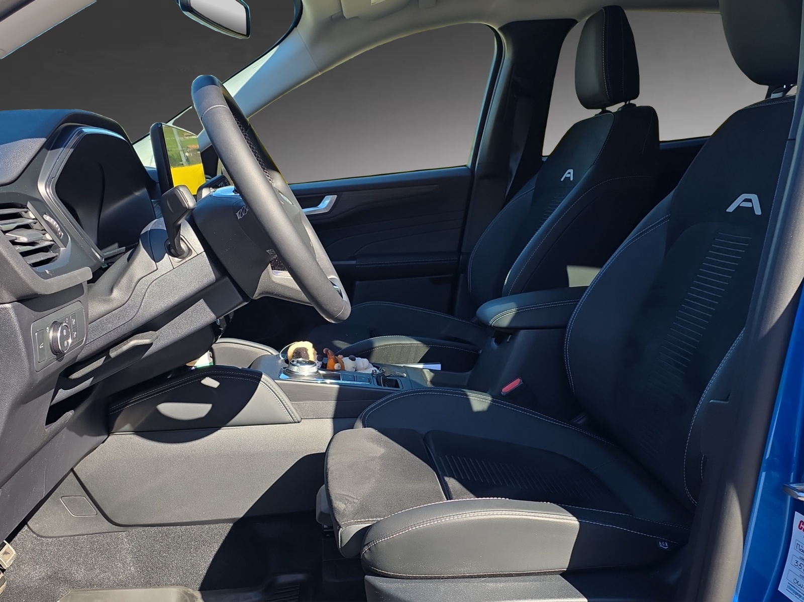 FORD Kuga 2.5 FHEV Active X 4WD-image-5