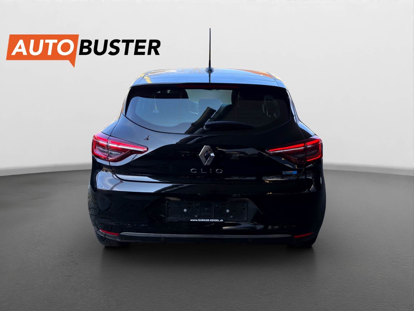 RENAULT Clio 1.6 E-Tech Intens-image-3