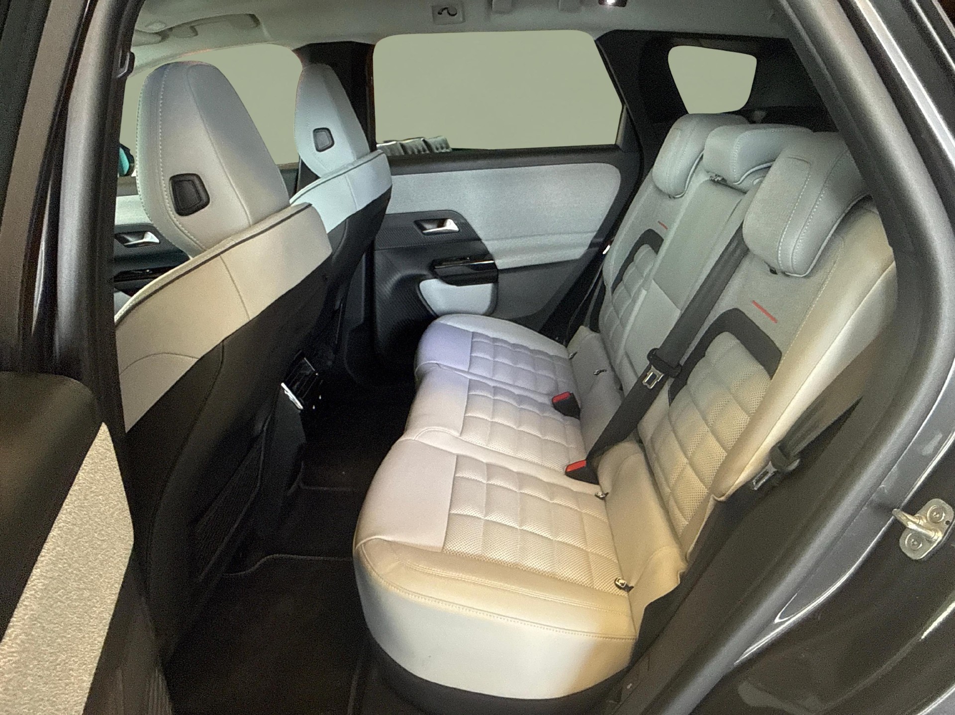 CITROEN e-C5 Aircross Max-image-10