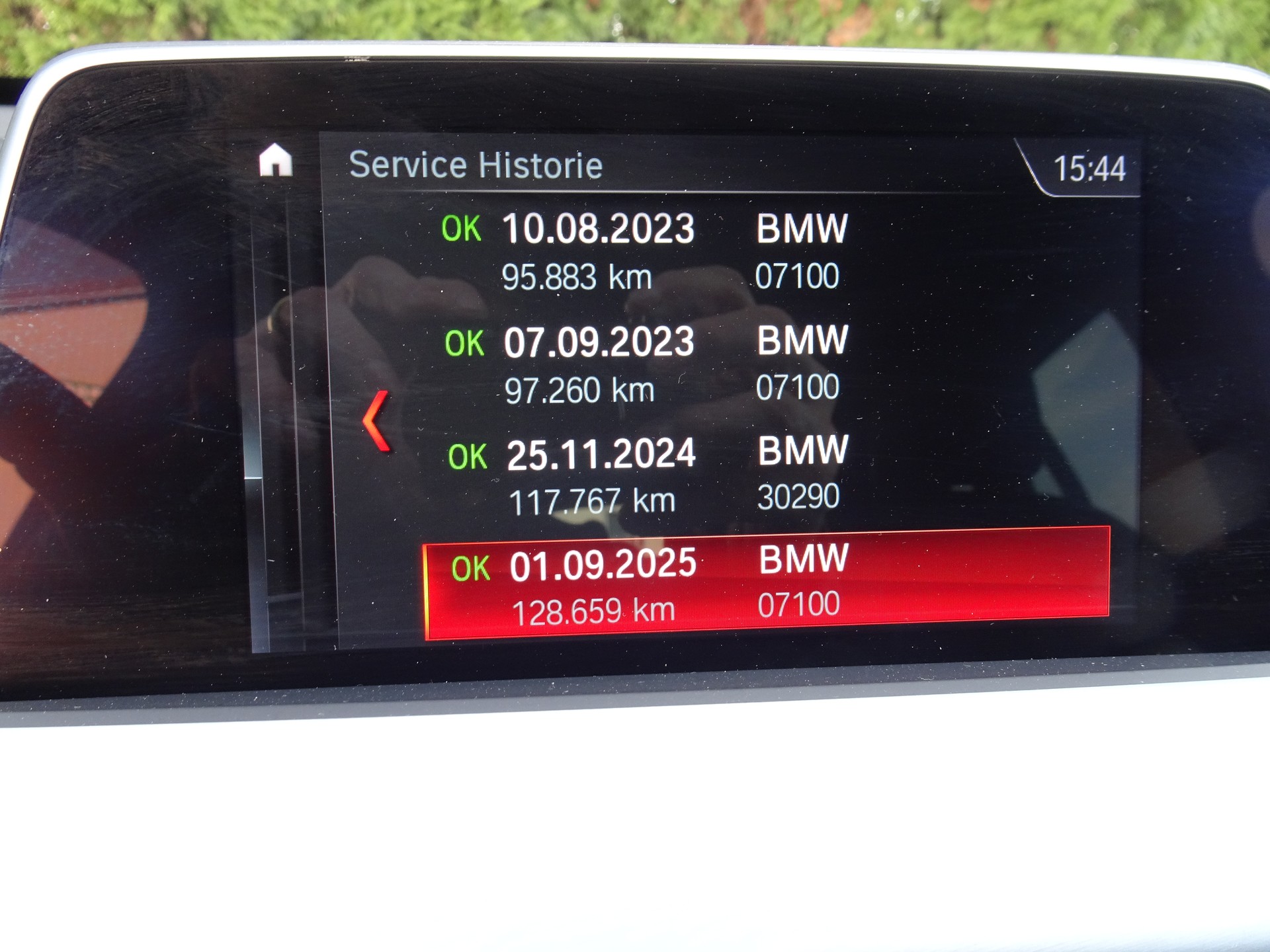 BMW X1 xDrive 25i M Sport Steptronic-image-12