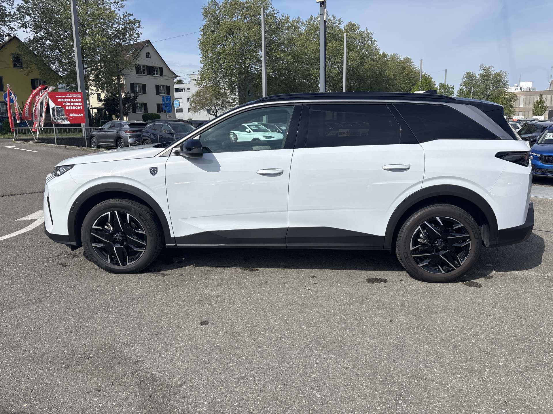 PEUGEOT 5008 145 Hybrid GT 7-Plätzer e-DCS-Automat-image-10