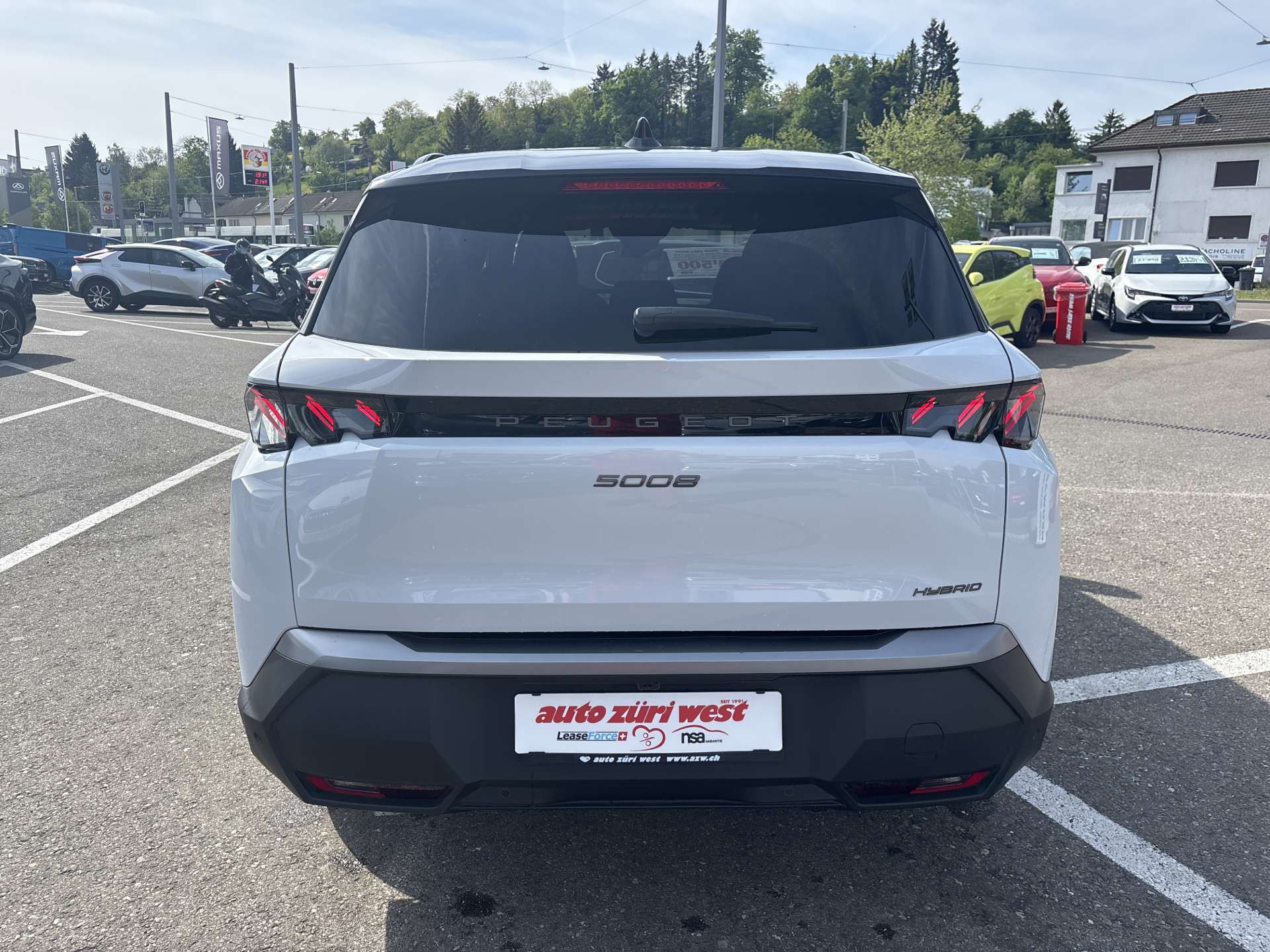 PEUGEOT 5008 145 Hybrid GT 7-Plätzer e-DCS-Automat-image-11