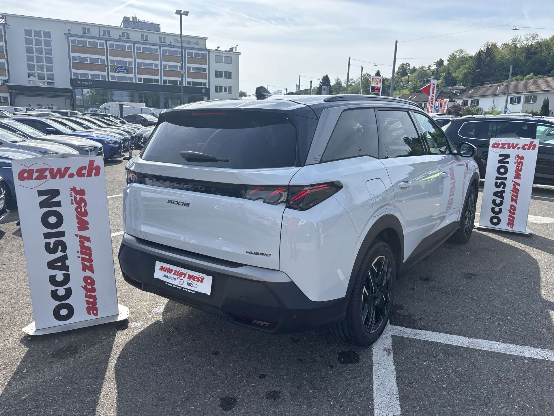 PEUGEOT 5008 145 Hybrid GT 7-Plätzer e-DCS-Automat-image-2