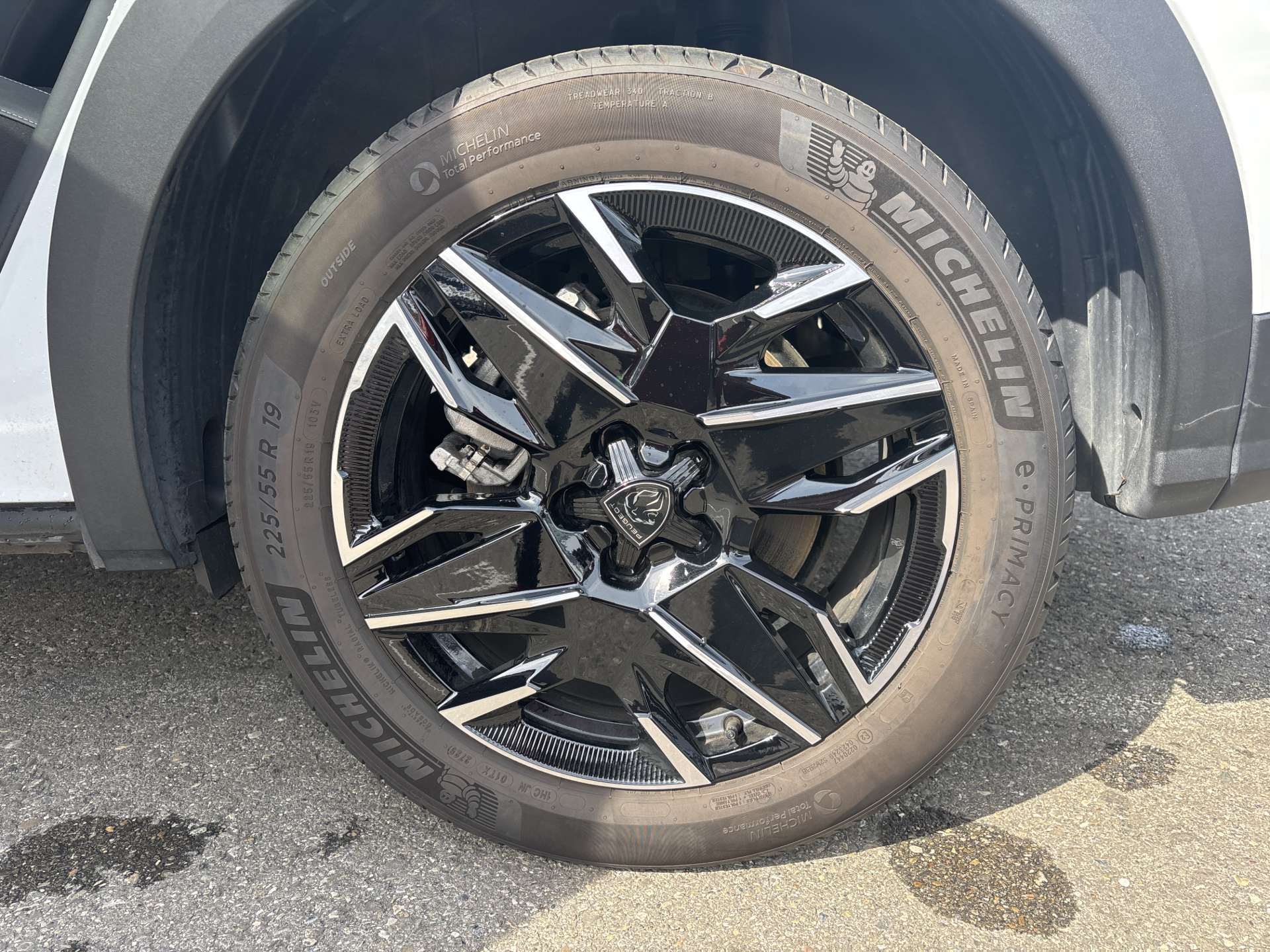 PEUGEOT 5008 145 Hybrid GT 7-Plätzer e-DCS-Automat-image-8
