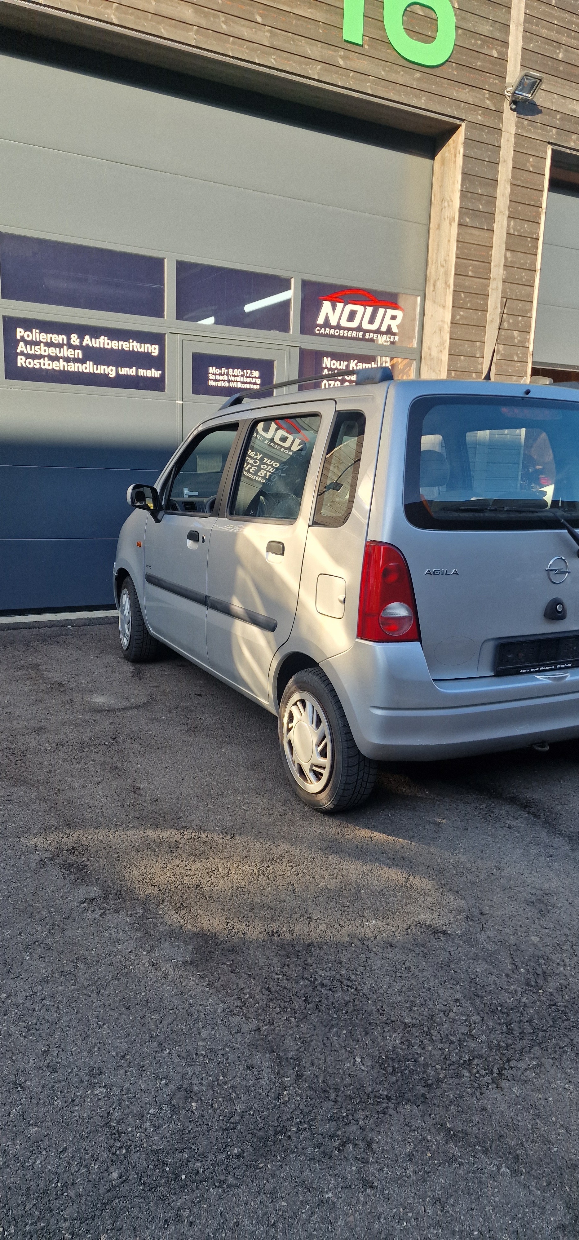 OPEL Agila 1.2 16V Club-image-10