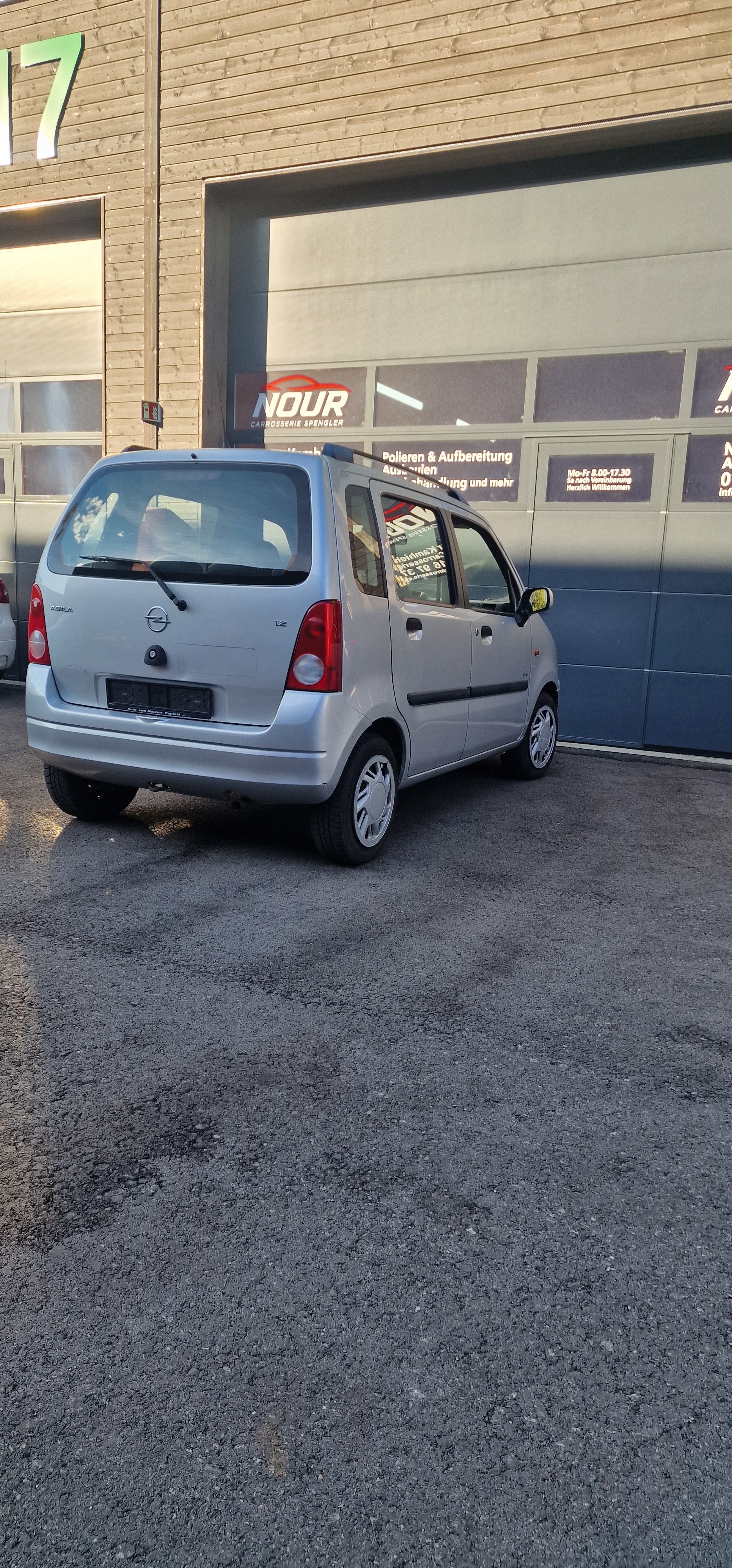 OPEL Agila 1.2 16V Club-image-11