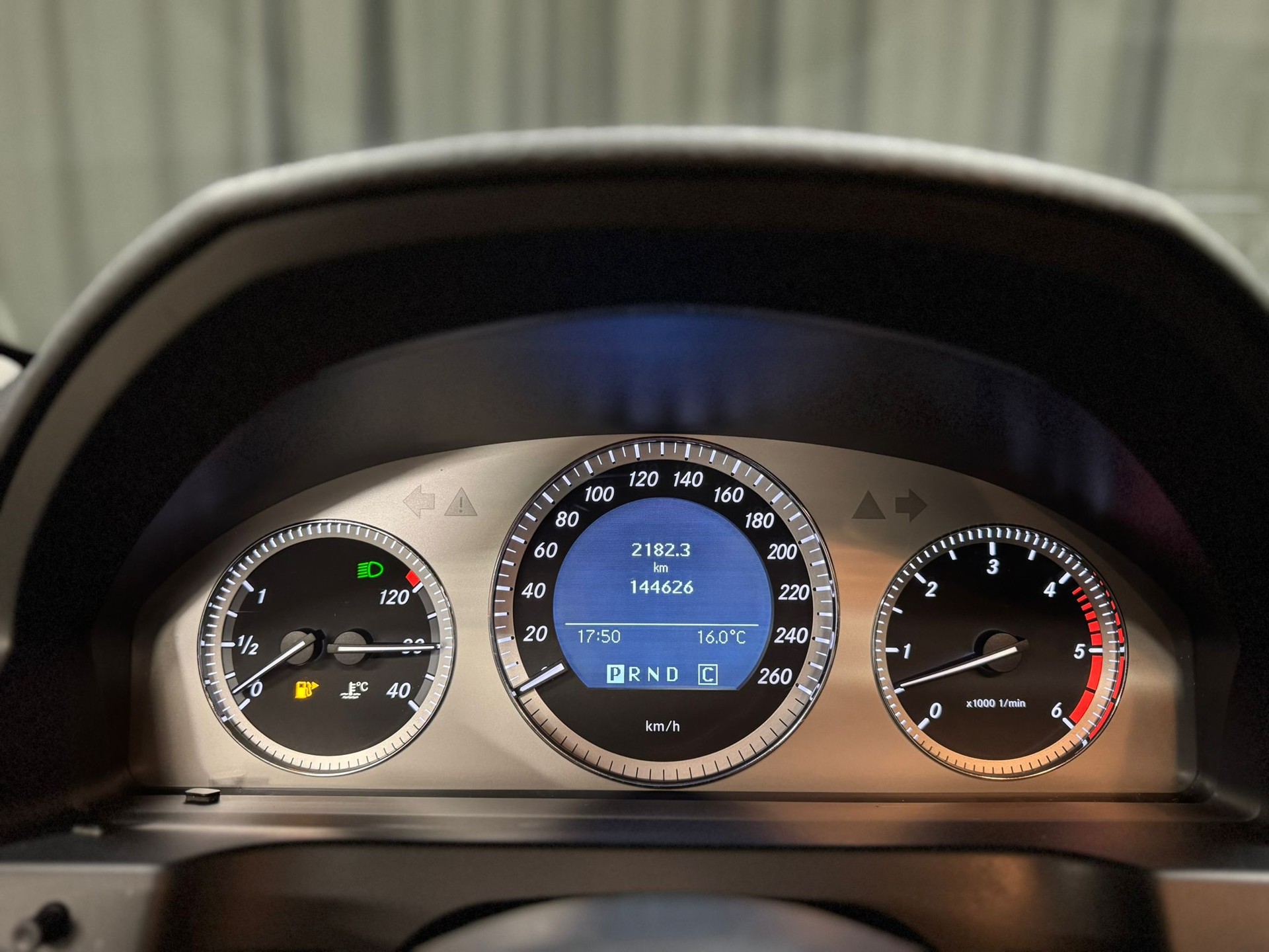 MERCEDES-BENZ C 350 CDI (320 CDI) Elégance 4Matic 7G-Tronic-image-9