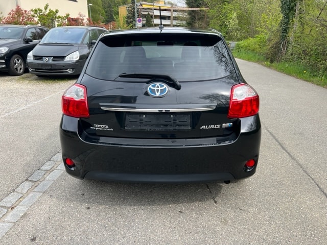 TOYOTA Auris 1.8 16V HSD Linea Sol Premium-image-4