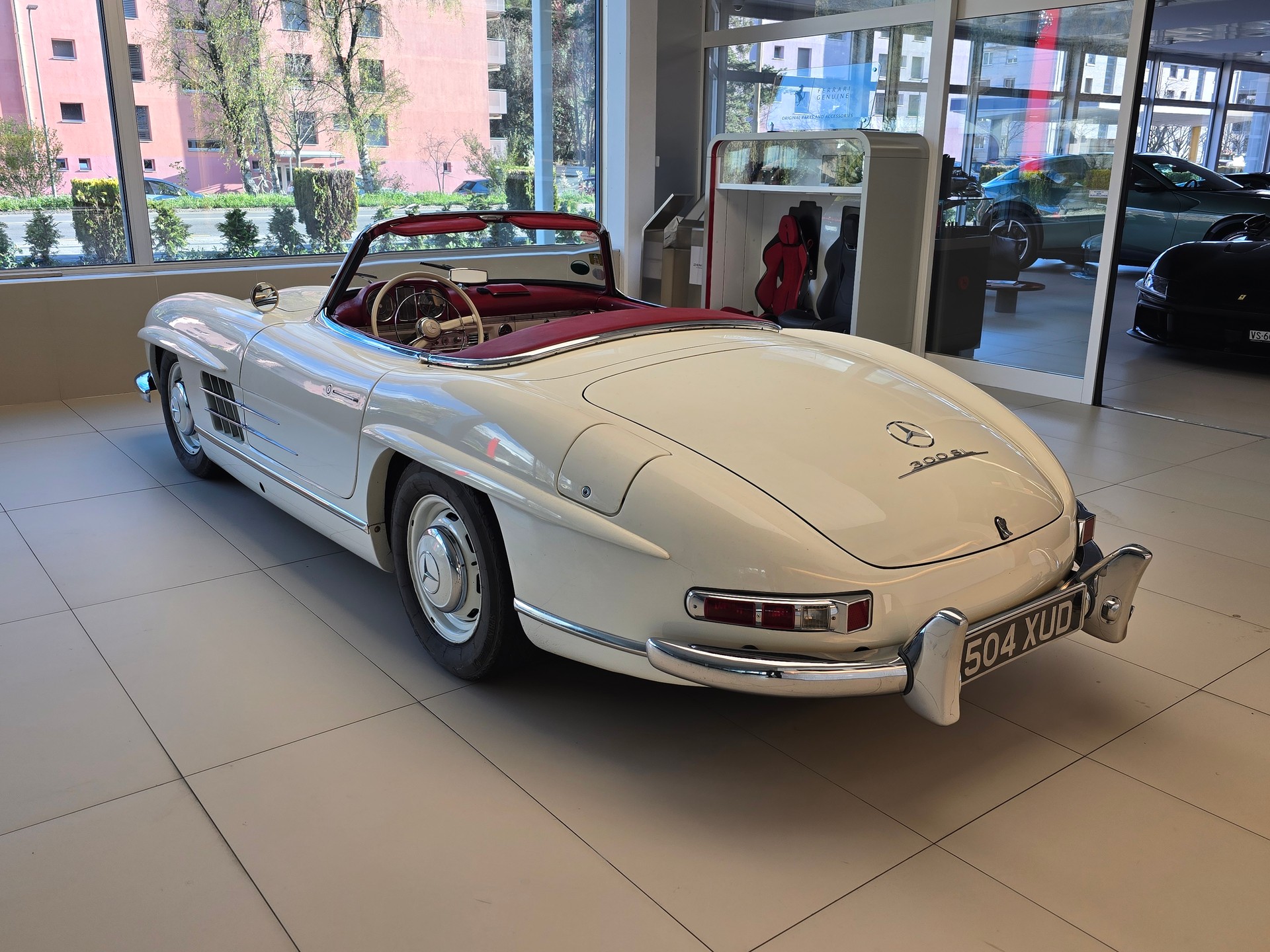 MERCEDES-BENZ SL-image-6