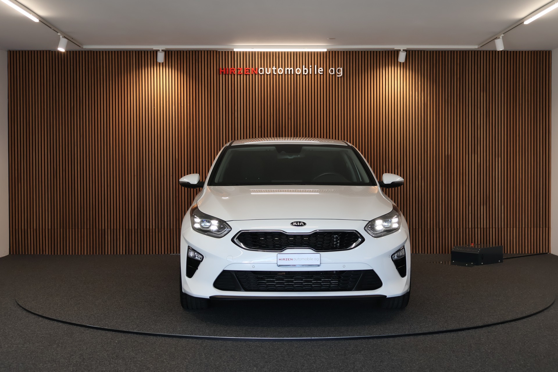 KIA Ceed 1.5 T-GDi Power-image-7