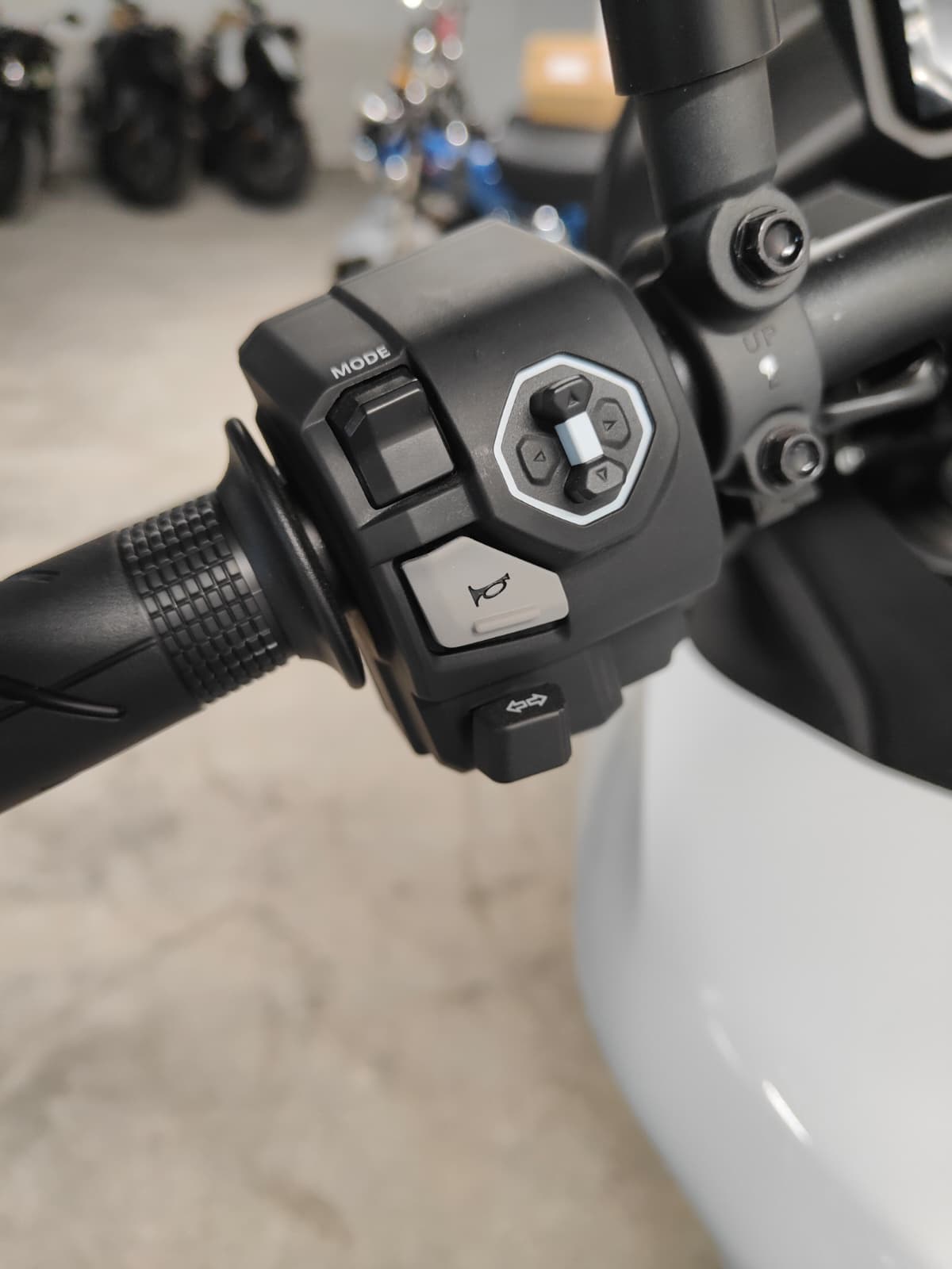 HONDA XL 750 Transalp-image-7