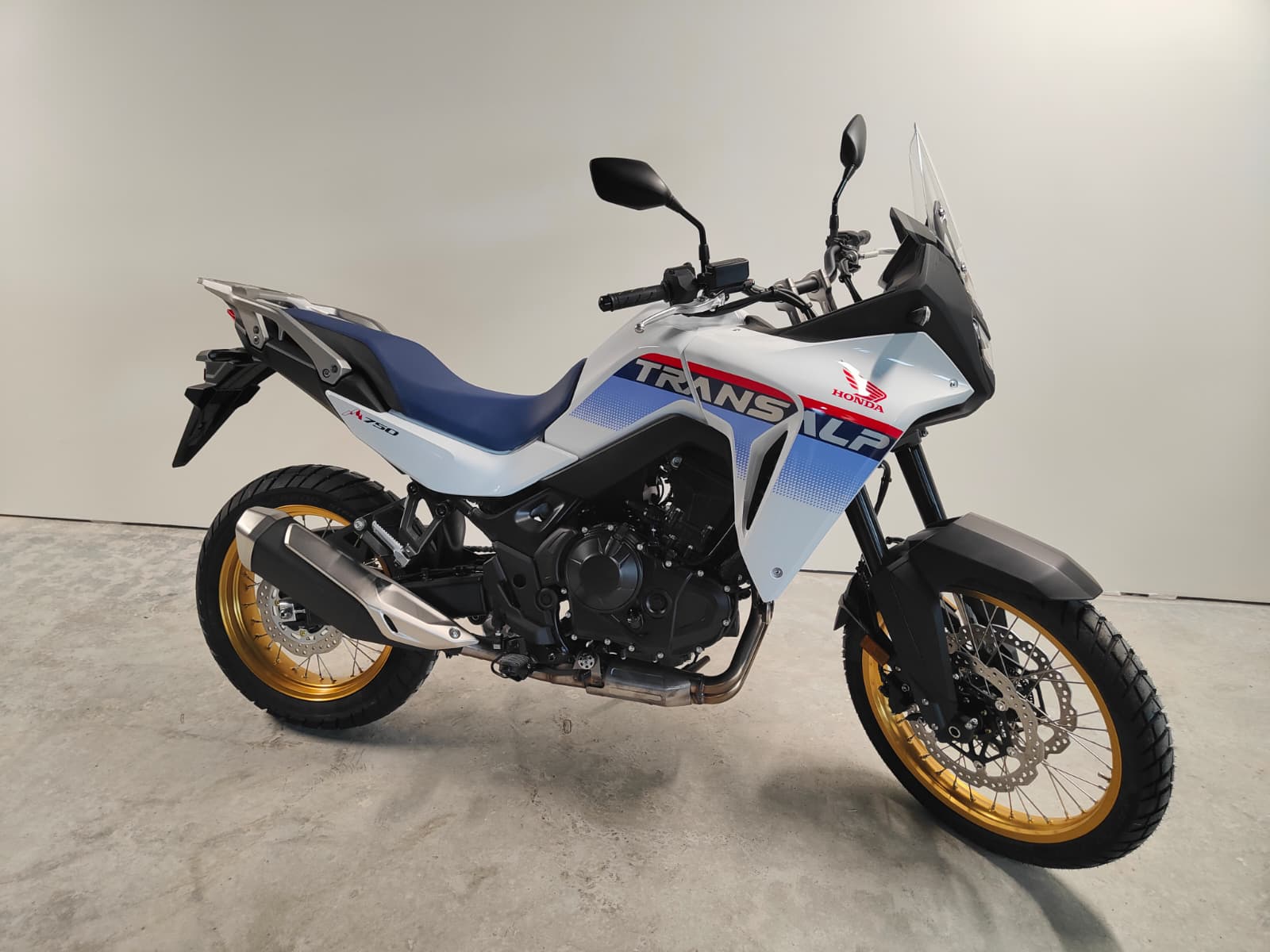 HONDA XL 750 Transalp-showroom-element-1
