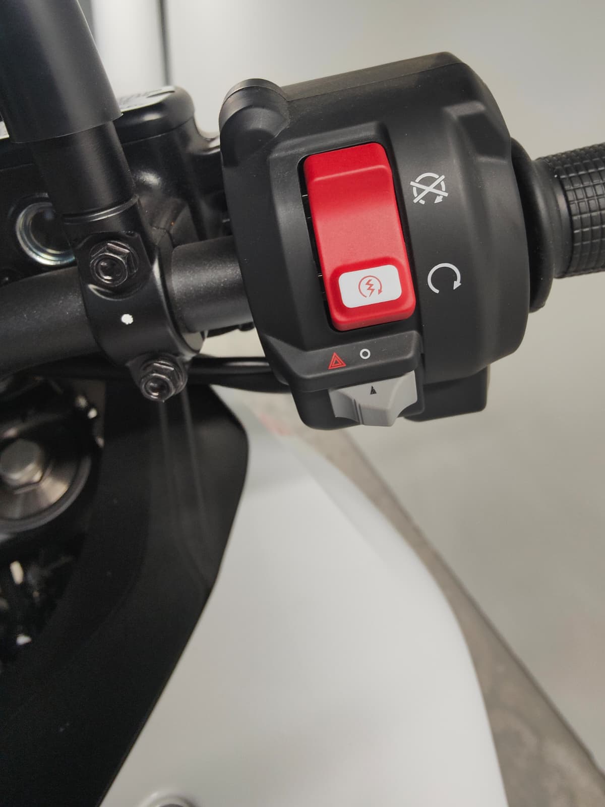 HONDA XL 750 Transalp-image-8