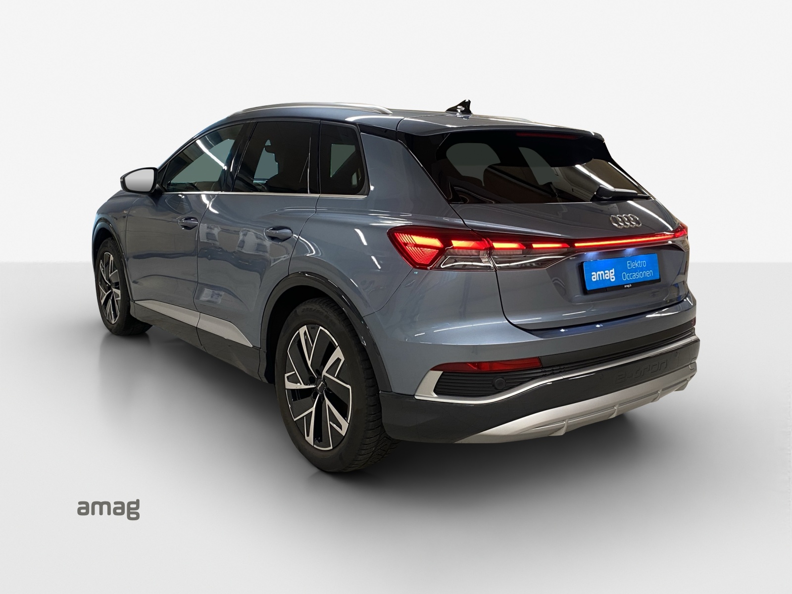 AUDI Q4 e-tron 40-image-3