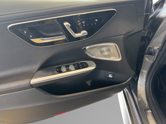 MERCEDES-BENZ C 200 T 4 Matic-image-9